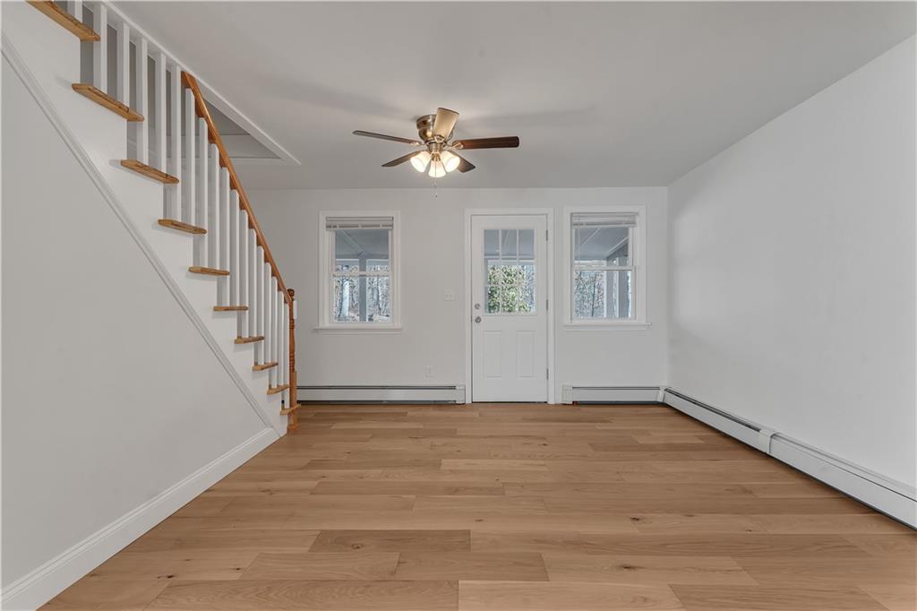 Burrillville, Rhode Island, 02859, United States, 5 Bedrooms Bedrooms, ,3 BathroomsBathrooms,Residential,For Sale,2008536