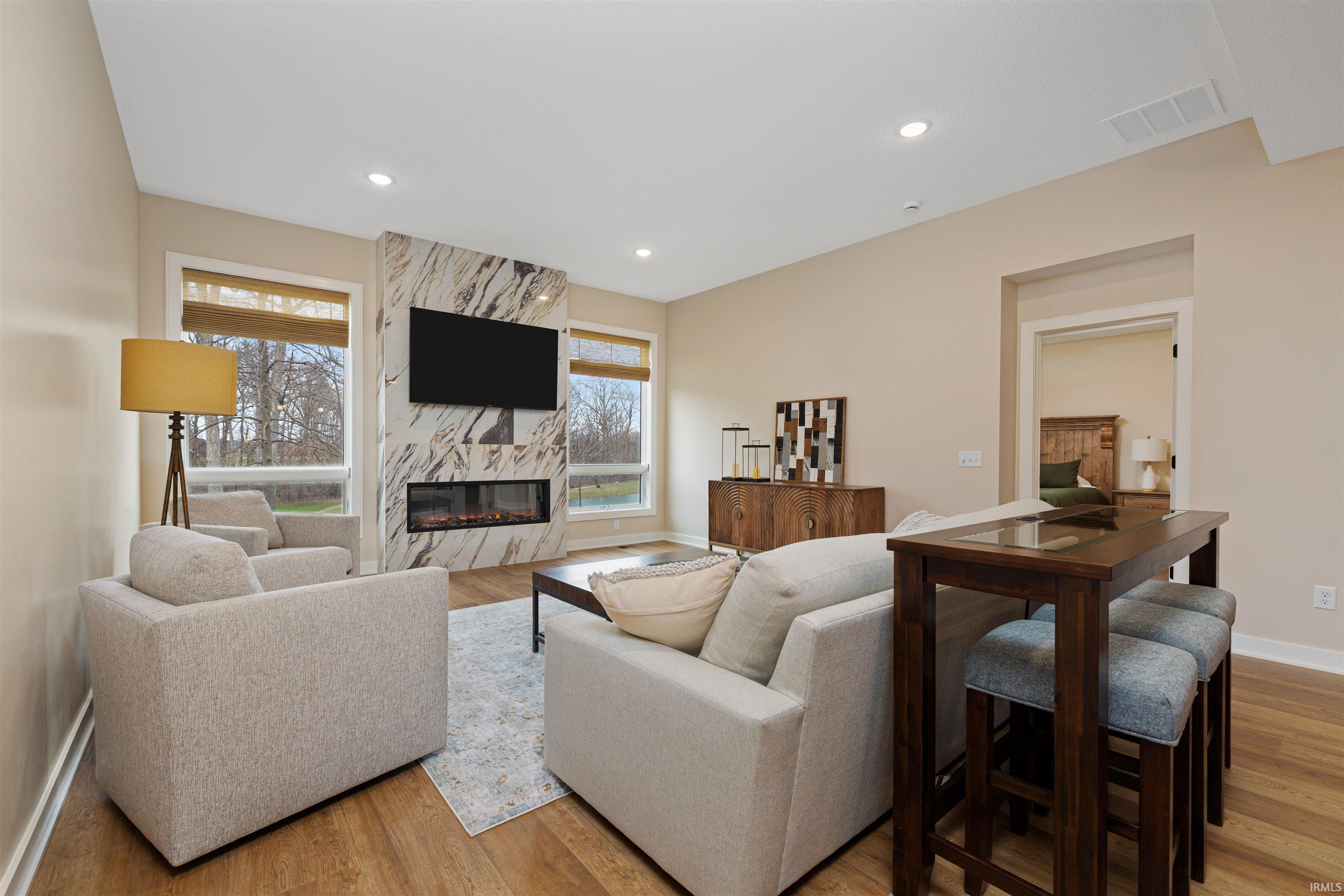 Leo, Indiana, 46765, United States, 5 Bedrooms Bedrooms, ,4 BathroomsBathrooms,Residential,For Sale,1981787