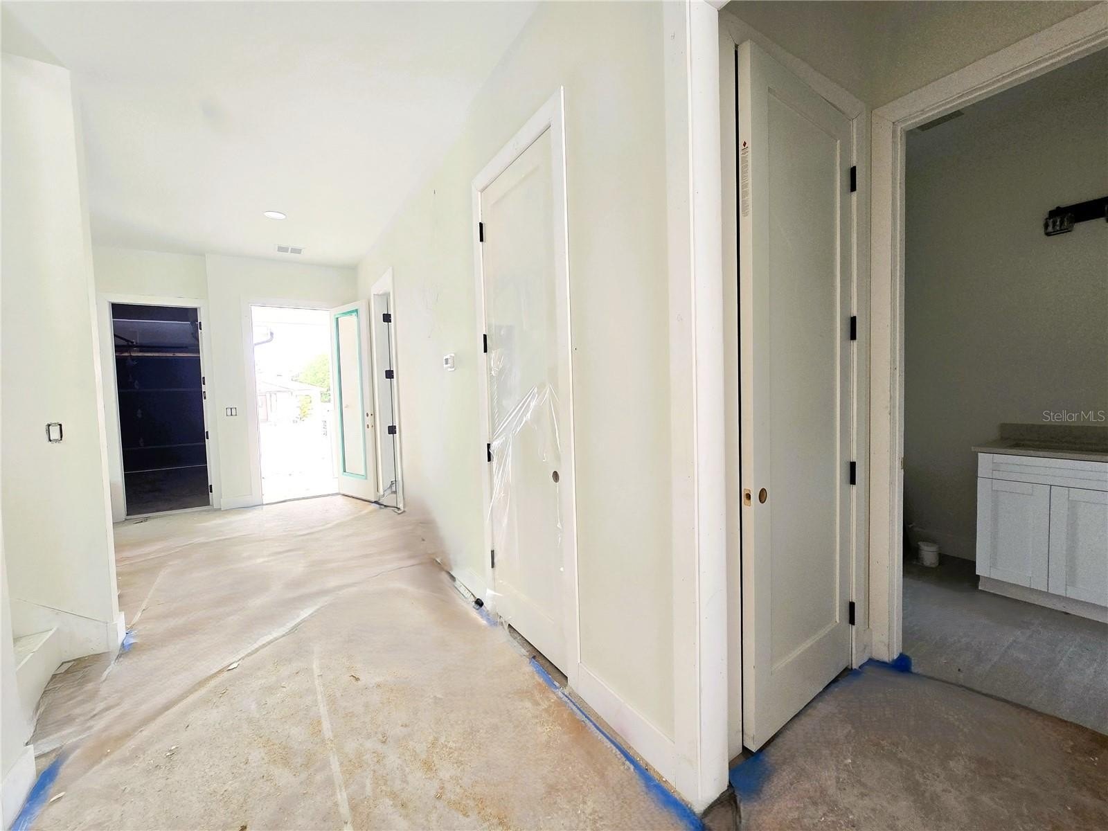 ST PETERSBURG, Florida, 33714, United States, 4 Bedrooms Bedrooms, ,3 BathroomsBathrooms,Residential,For Sale,2036130