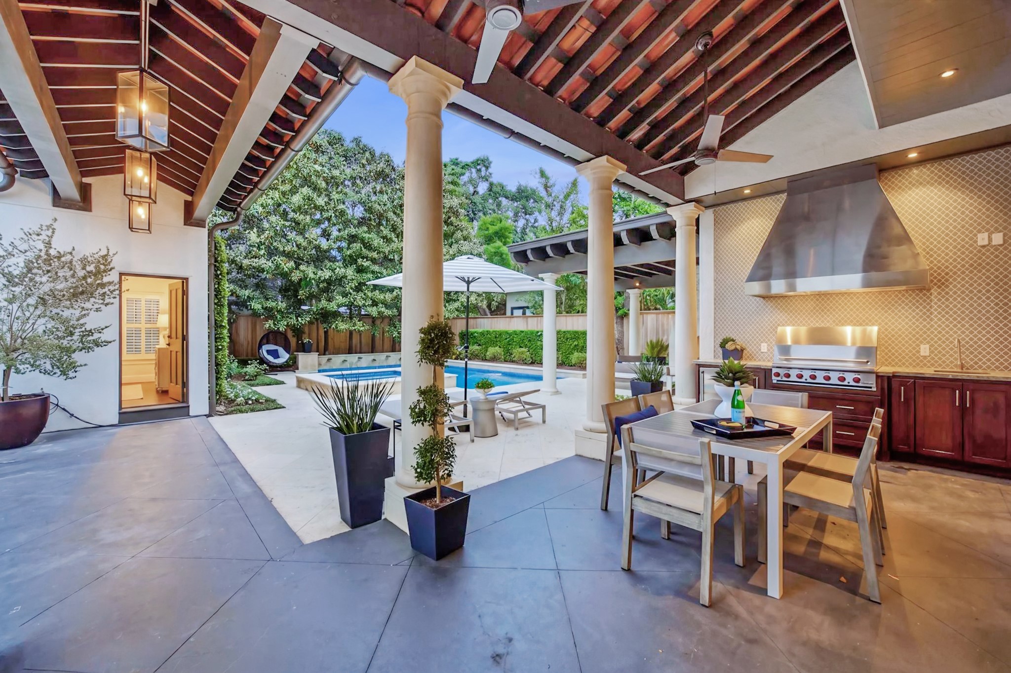  2330 Maroneal Street - 物件實景