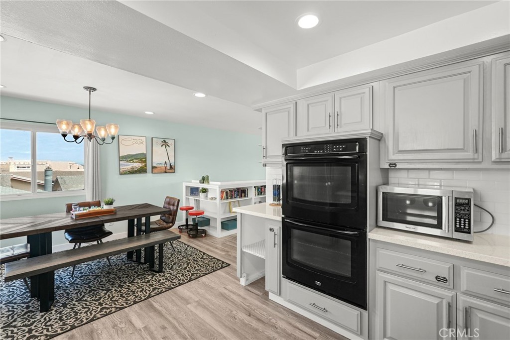 Oxnard, California, 93035, United States, 5 Bedrooms Bedrooms, ,1 BathroomBathrooms,Residential,For Sale,1847302