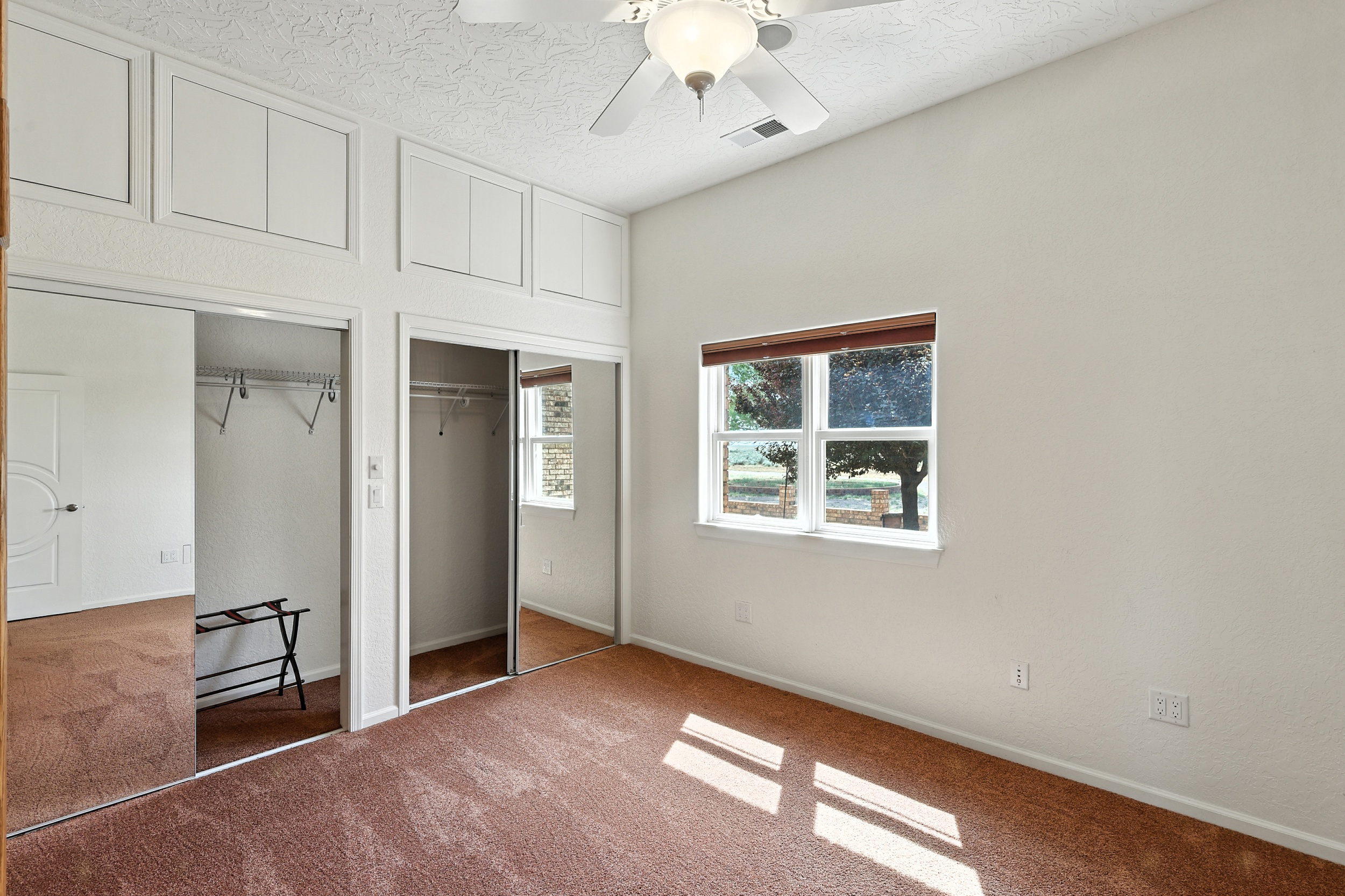 Belen, New Mexico, 87002, United States, 3 Bedrooms Bedrooms, ,3 BathroomsBathrooms,Residential,For Sale,1973805