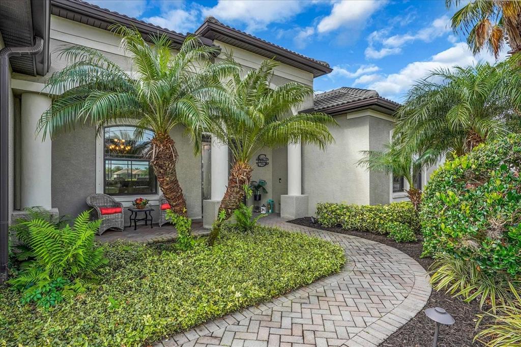 Bradenton, Florida, 34212, United States, 3 Bedrooms Bedrooms, ,3 BathroomsBathrooms,Residential,For Sale,1759767