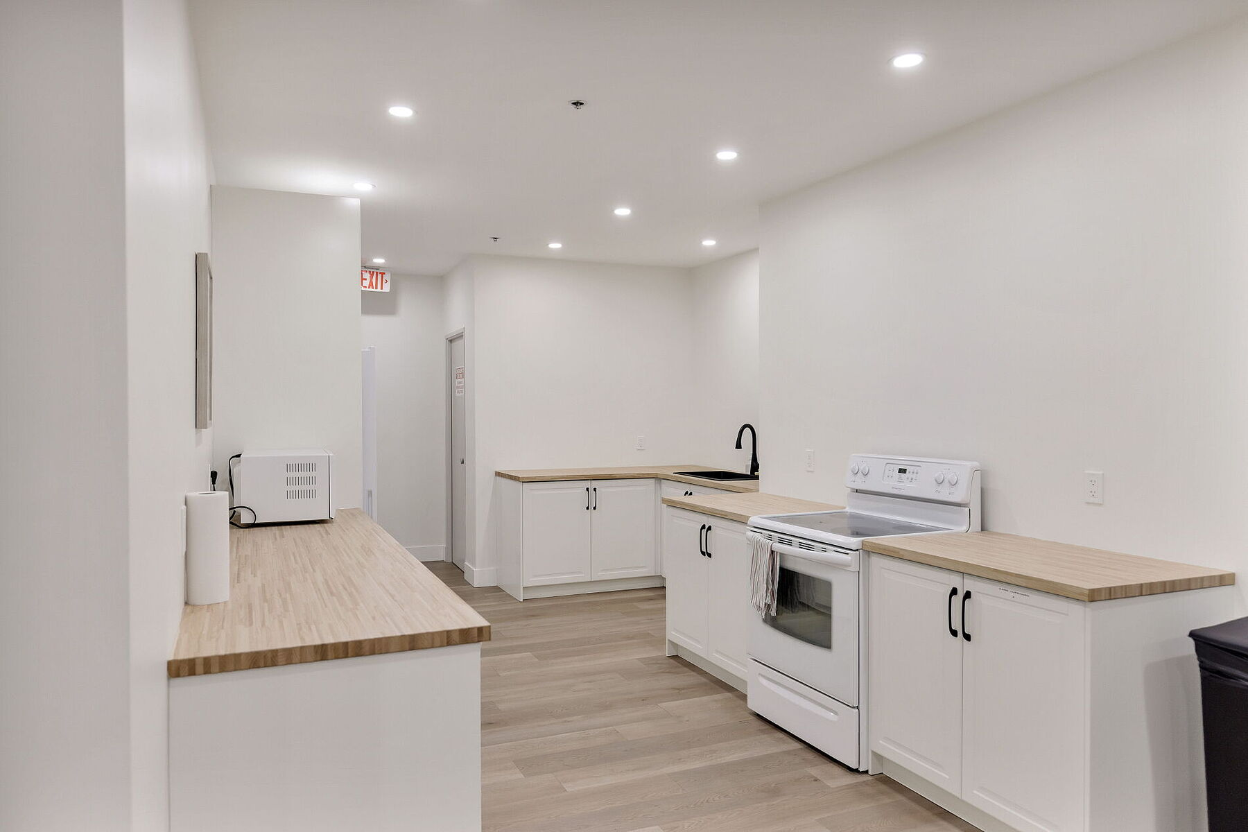  Modern Condo Living - 物件實景