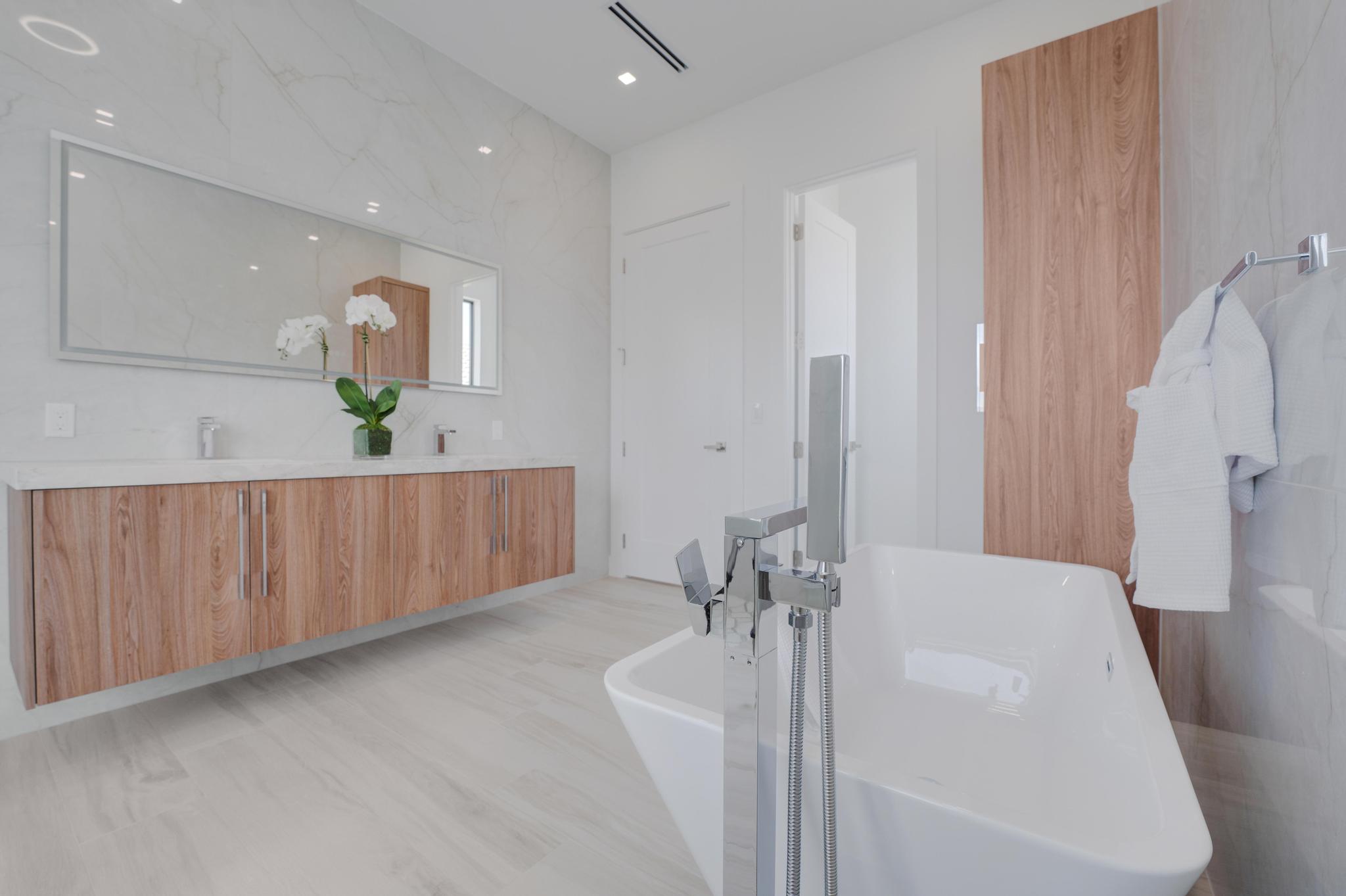 Delray Beach, Florida, 33483, United States, 6 Bedrooms Bedrooms, ,8 BathroomsBathrooms,Residential,For Sale,1727763