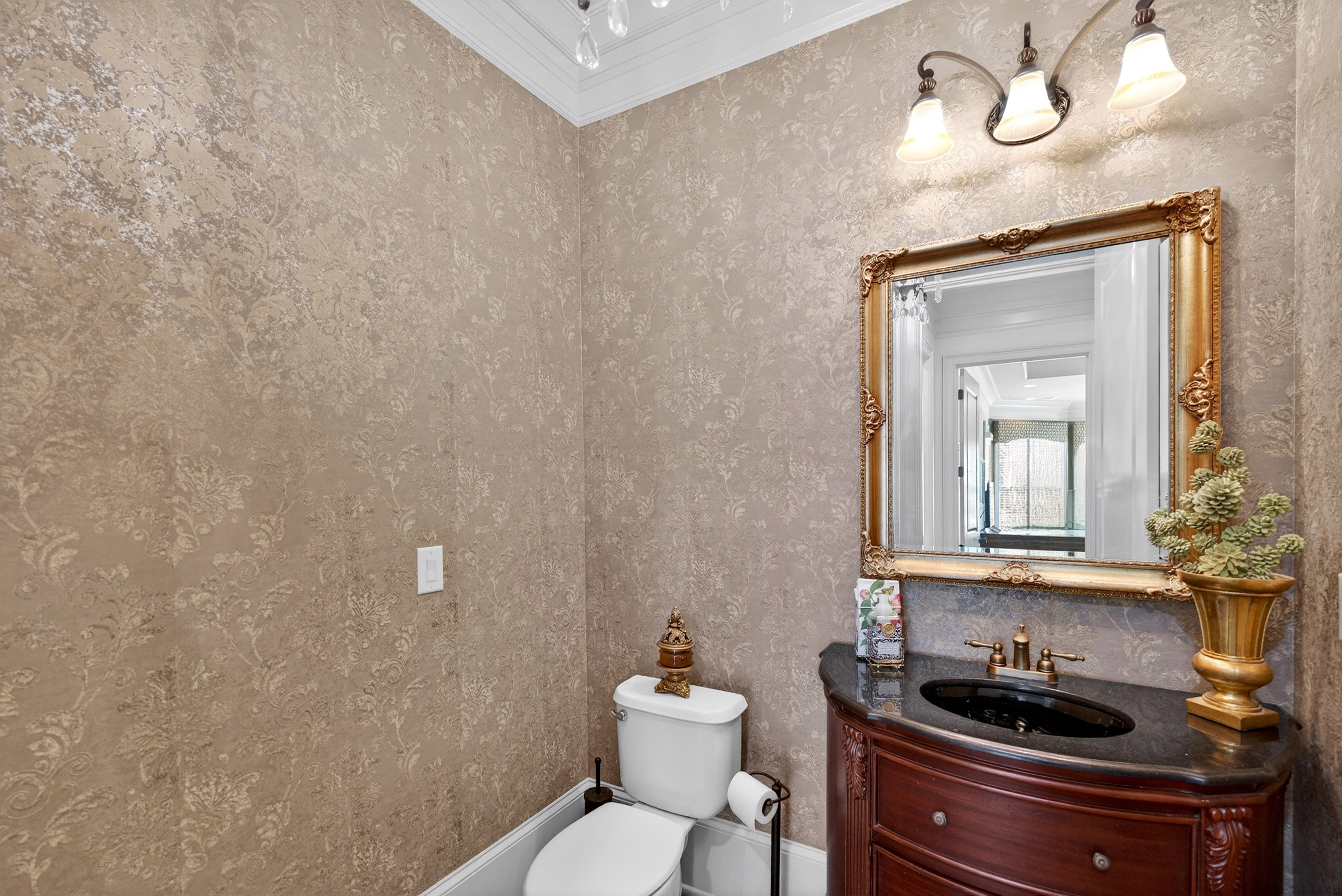  Luxury French Estate with Sweeping Golf Course Views - 物件實景