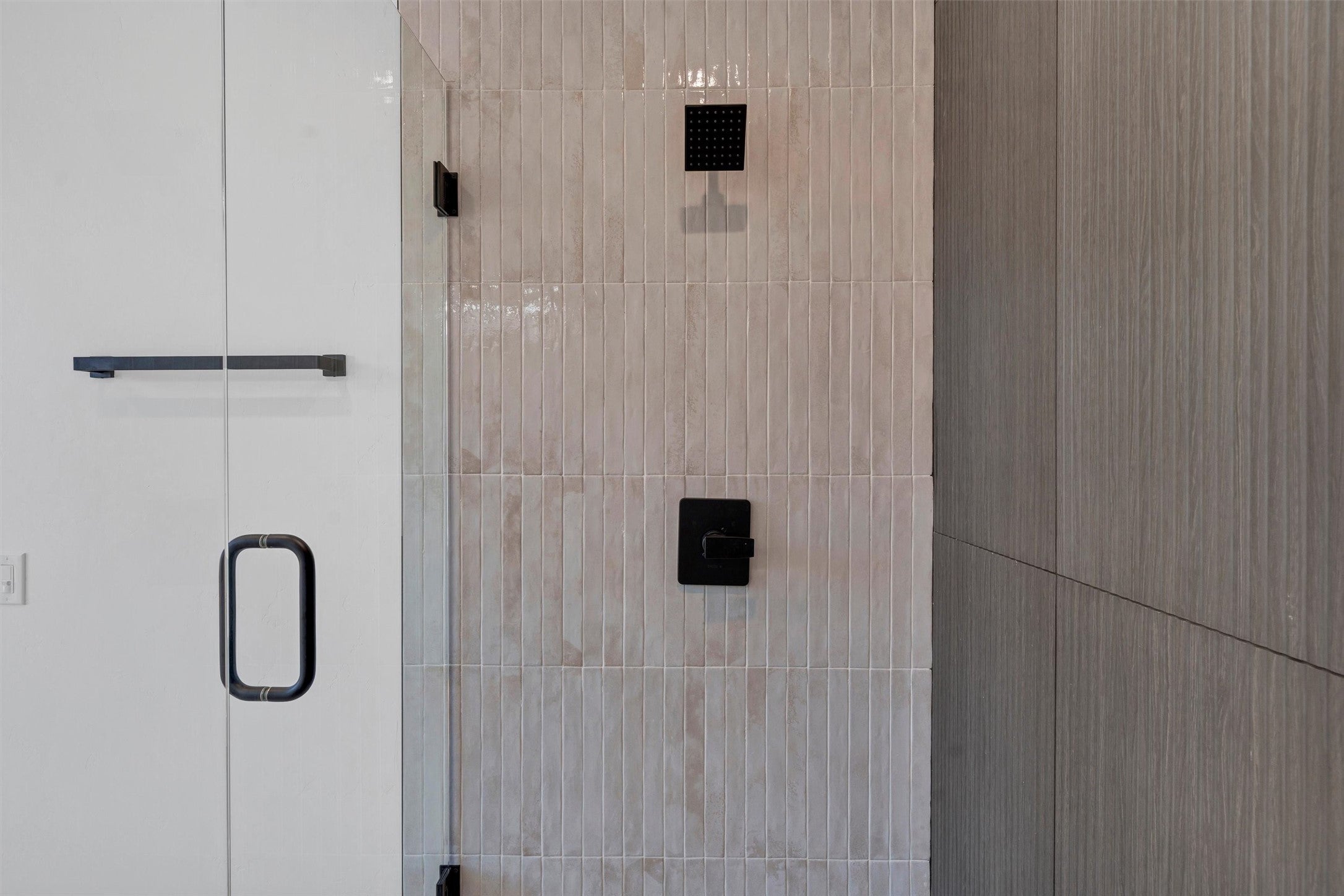 Graford, Texas, 76449, United States, 3 Bedrooms Bedrooms, ,2 BathroomsBathrooms,Residential,For Sale,2005673