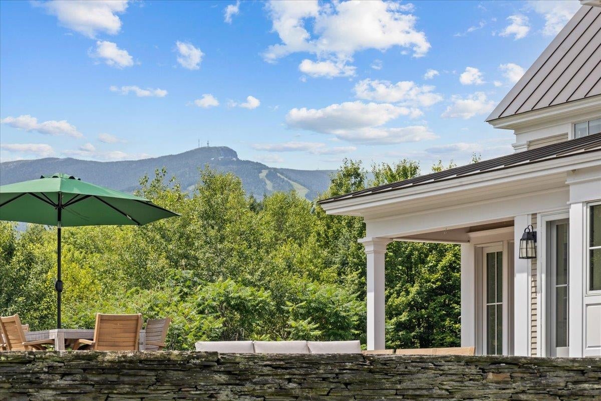 Stowe, Vermont, 05672, United States, 5 Bedrooms Bedrooms, ,7 BathroomsBathrooms,Residential,For Sale,1875535