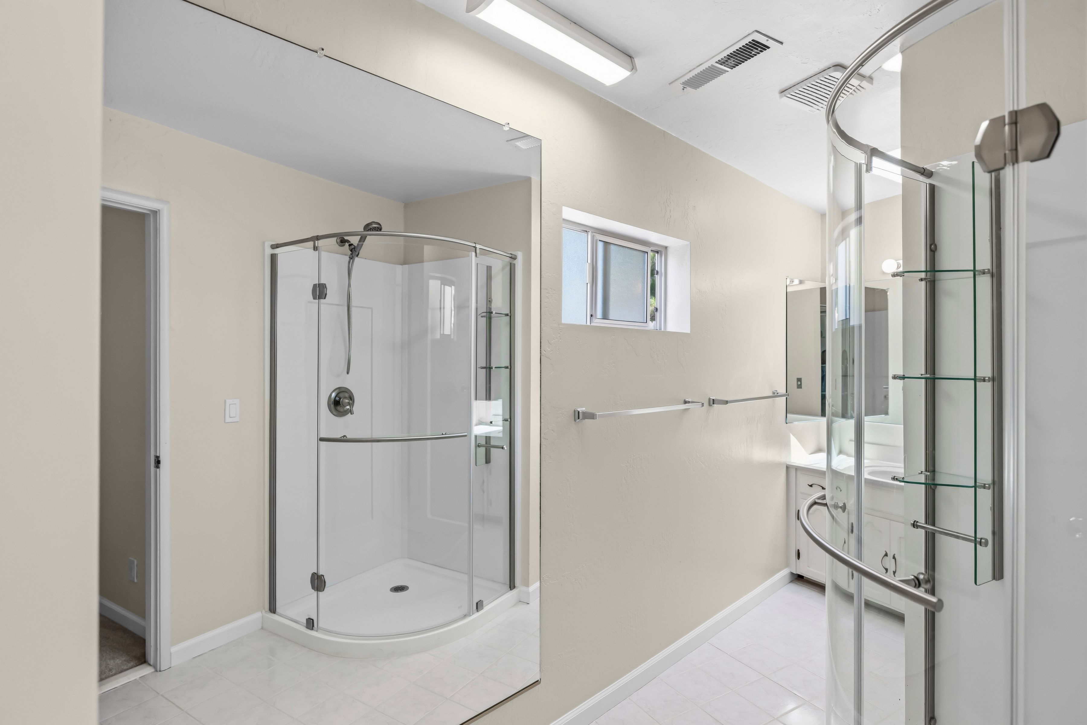  2110 Messina Place, Monterey - 物件實景