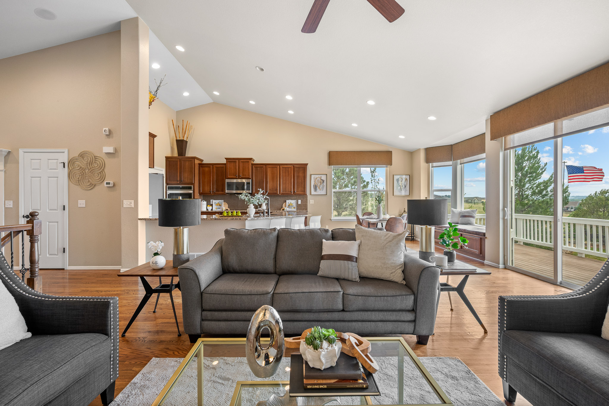  Experience elevated Colorado living in this exceptional ranch-style home. - 物件實景