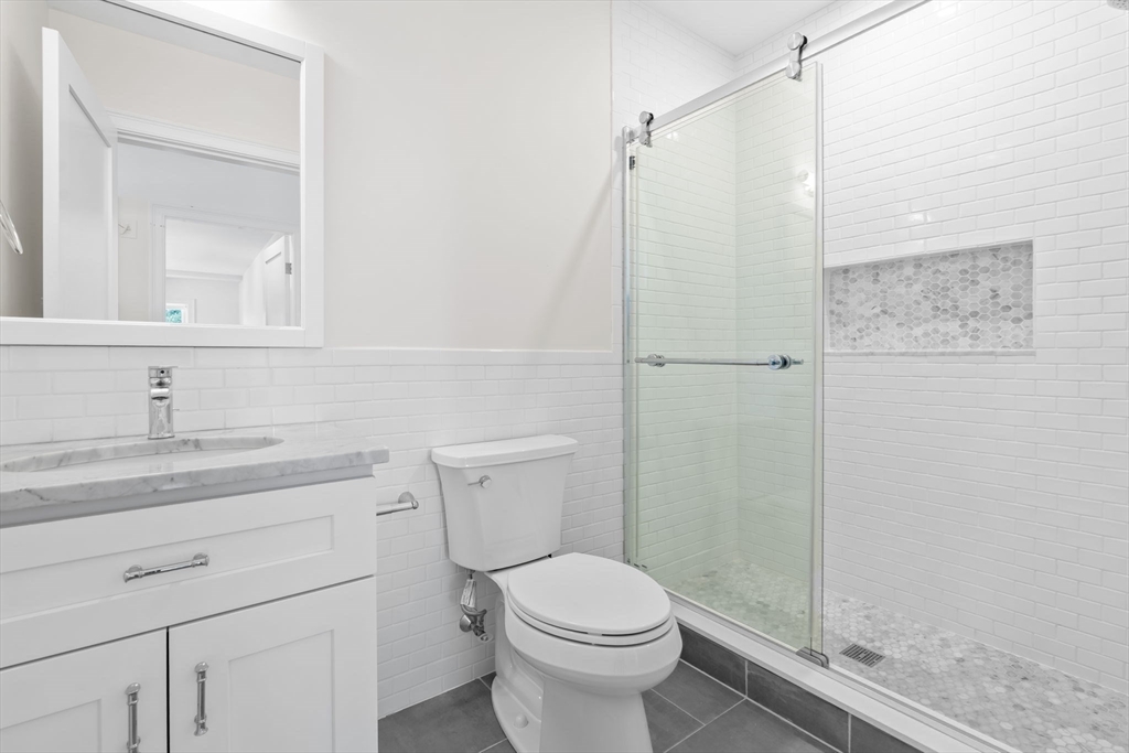 Sandwich, Massachusetts, 02563, United States, 4 Bedrooms Bedrooms, ,4 BathroomsBathrooms,Residential,For Sale,1981432