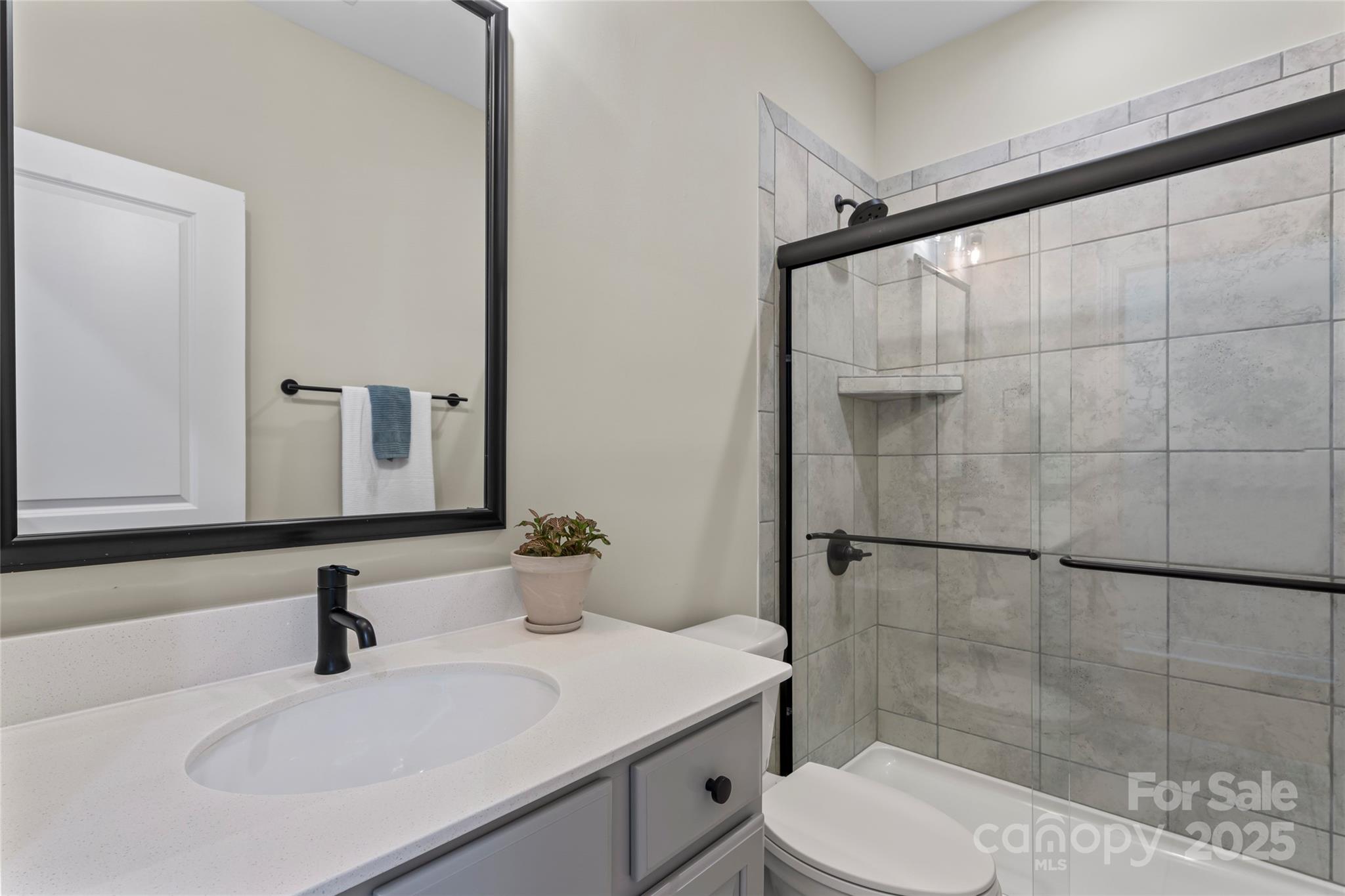 Huntersville, North Carolina, 28078, United States, 3 Bedrooms Bedrooms, ,3 BathroomsBathrooms,Residential,For Sale,1987937