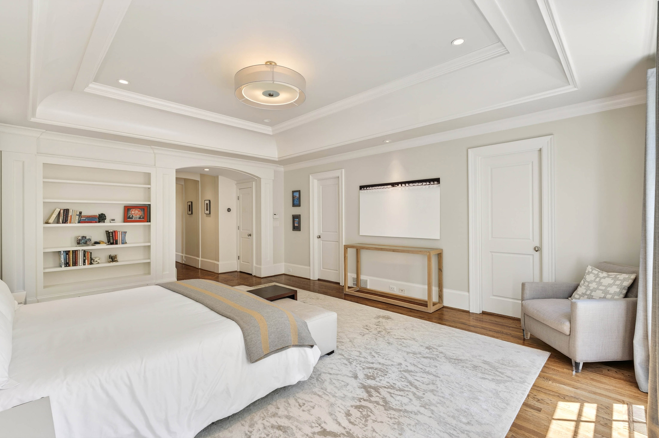  Stunning Estate with Pool Set on 1.3+/- Private Acres - 物件實景