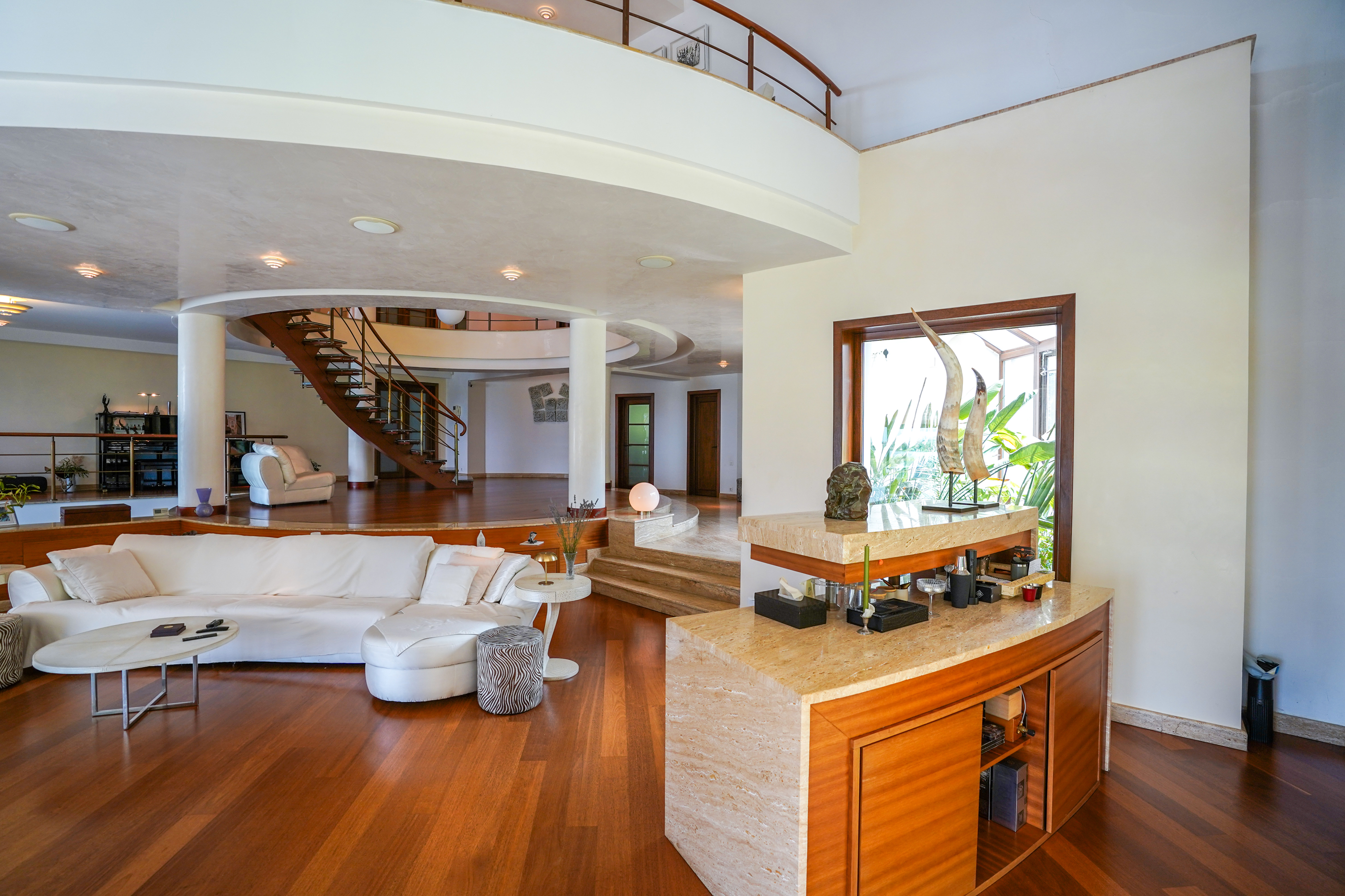  Villa with Private Peninsula and Panoramic Lake Views, Corbeanca - 物件實景