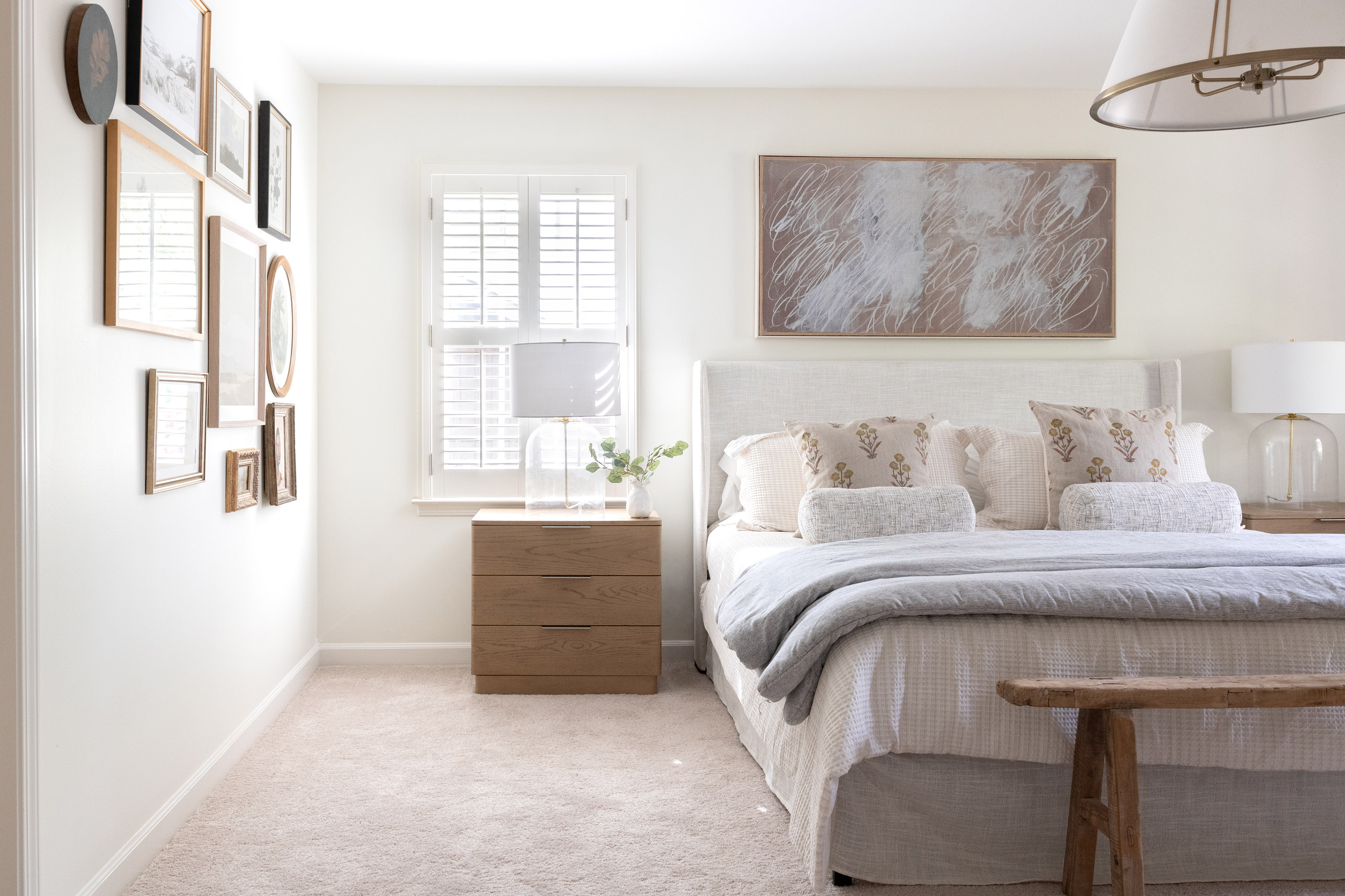  Beautifully Reimagined and Meticulously Maintained Home - 物件實景