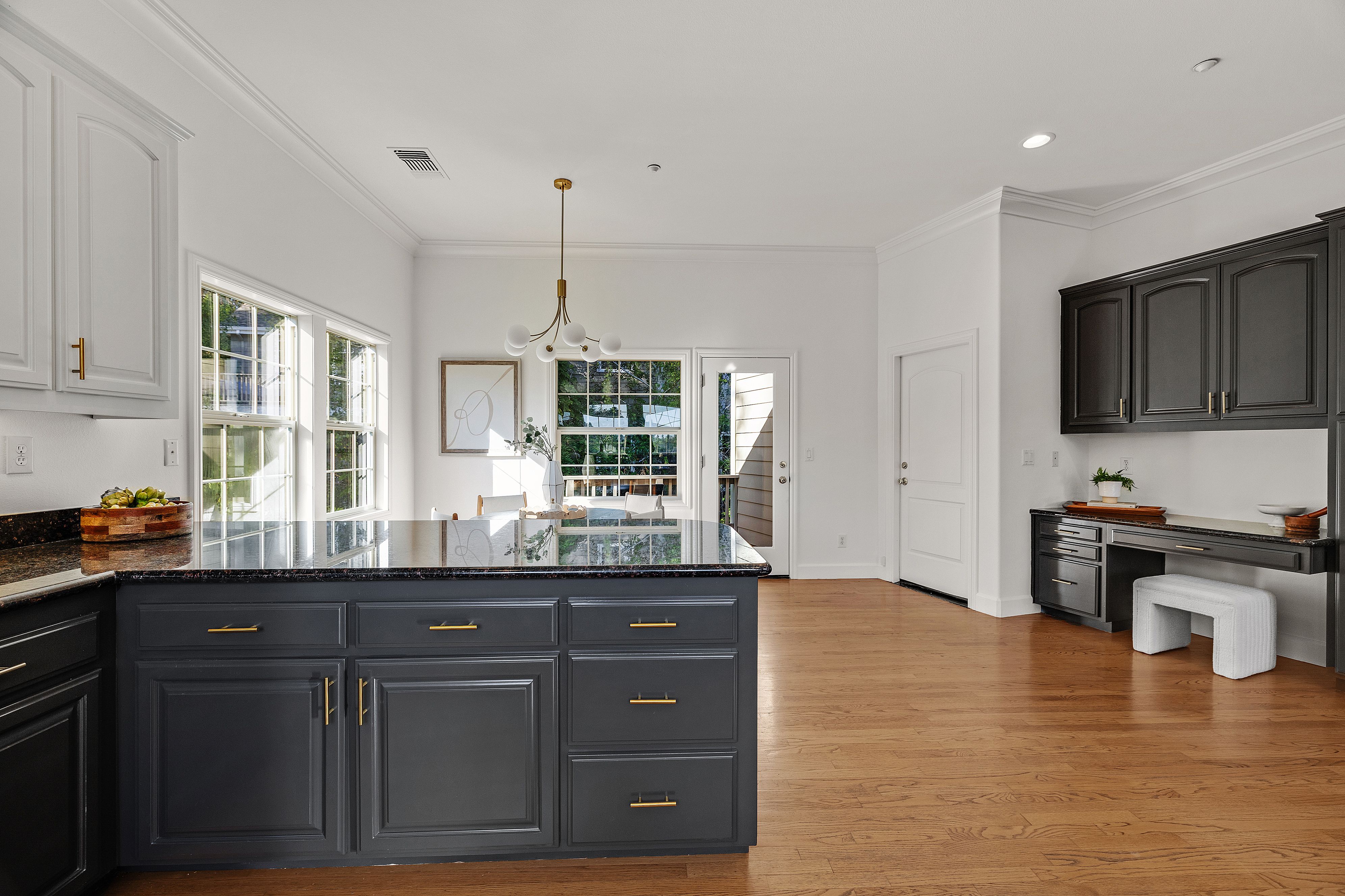  An Architectural Sanctuary in Montclair Hills - 物件實景