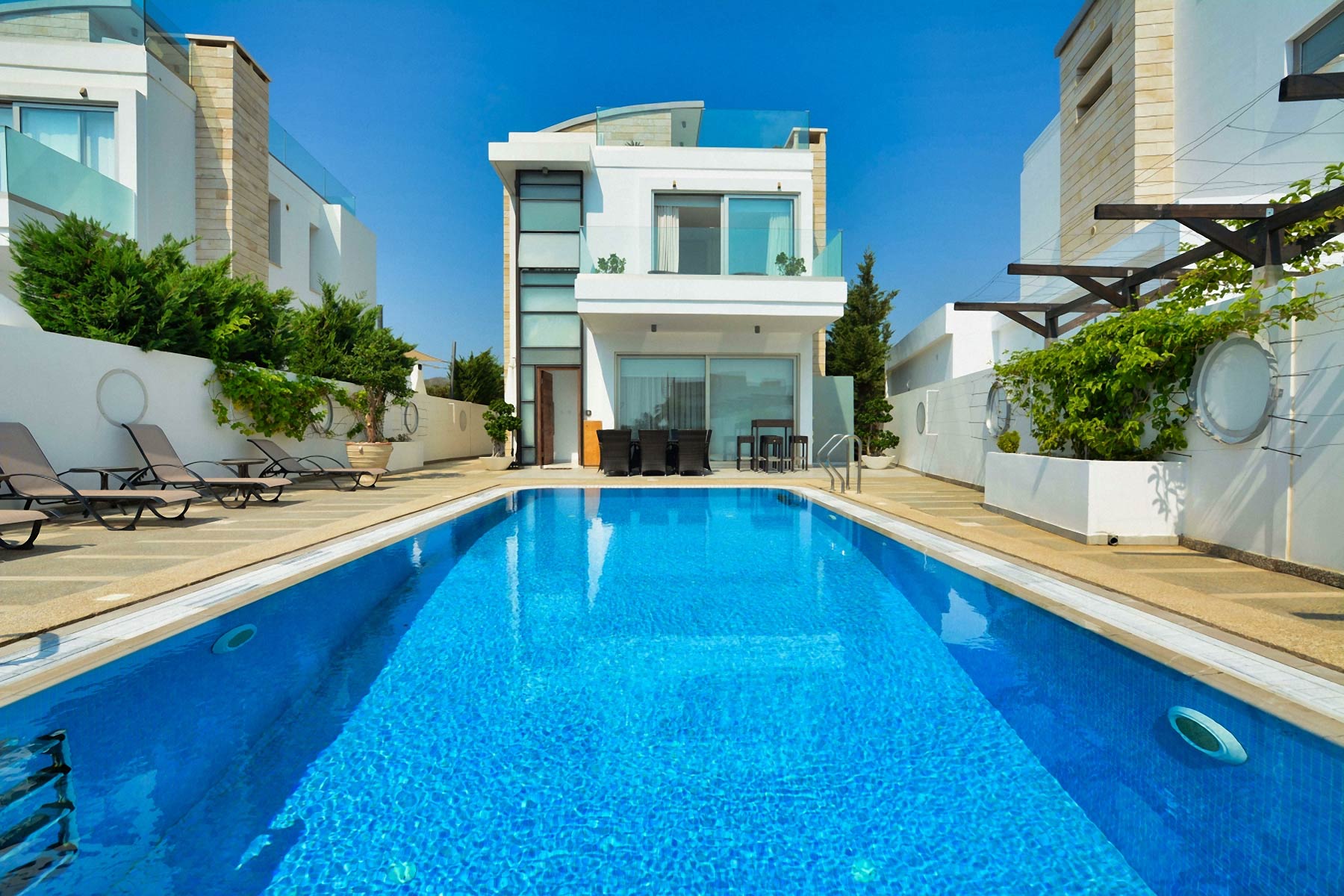 Five Bedroom Villa by the Sea in Protaras