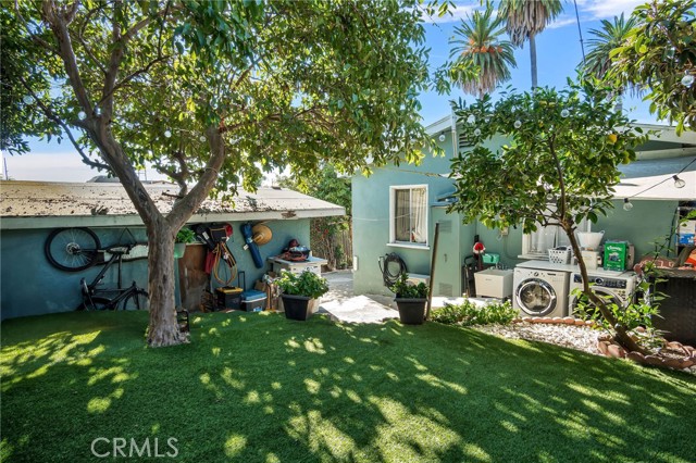 Los Angeles, California, 90023, United States, 3 Bedrooms Bedrooms, ,Residential,For Sale,1879139