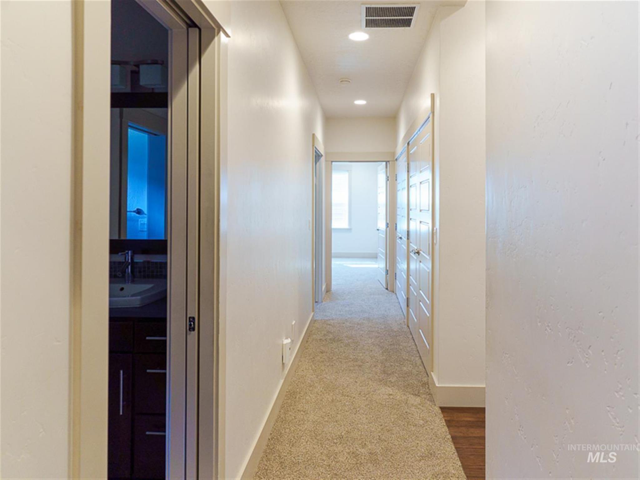 5854 N Rosa Springs Ave., Meridian, Idaho, 83646, United States, 4 Bedrooms Bedrooms, ,Residential,For Sale,5854 N Rosa Springs Ave.,1625411
