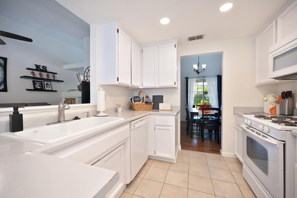 Rocklin, California, 95765, United States, 3 Bedrooms Bedrooms, ,2 BathroomsBathrooms,Residential,For Sale,1988988