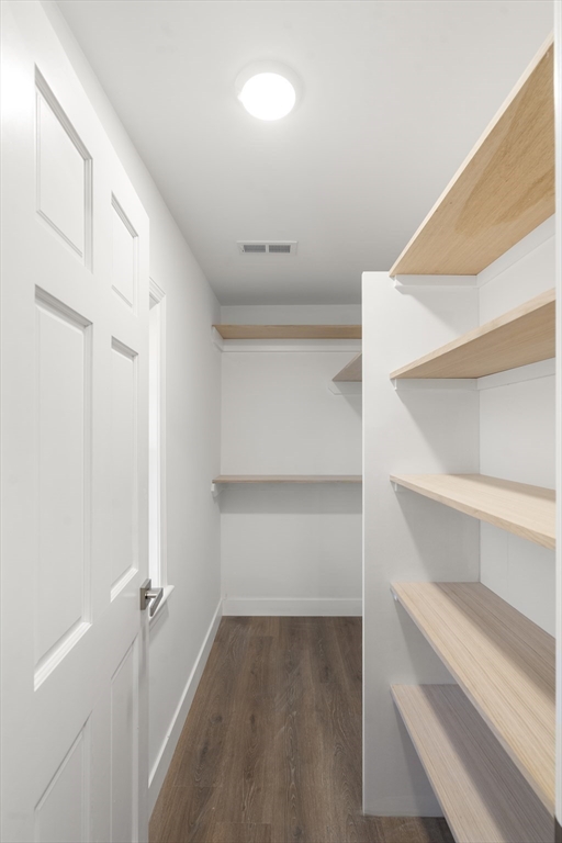 Abington, Massachusetts, 02351, United States, 3 Bedrooms Bedrooms, ,3 BathroomsBathrooms,Residential,For Sale,1987821