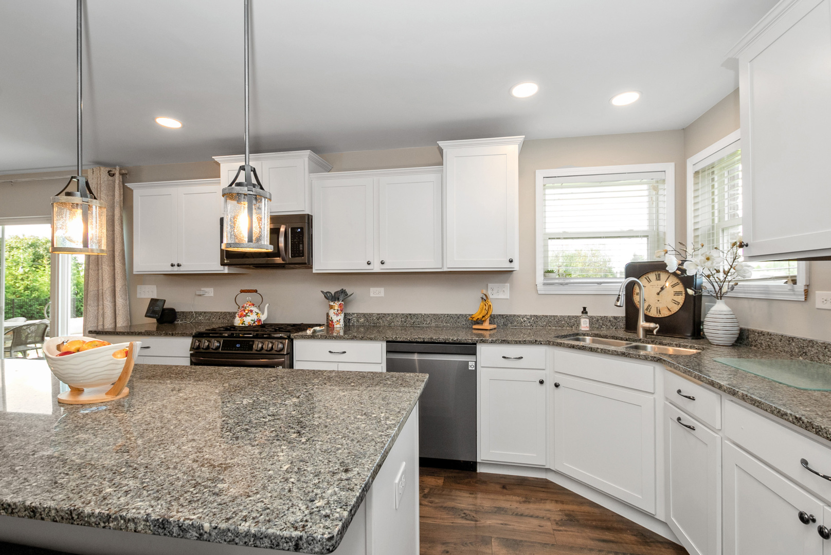 New Lenox, Illinois, 60451, United States, 4 Bedrooms Bedrooms, ,3 BathroomsBathrooms,Residential,For Sale,1984250