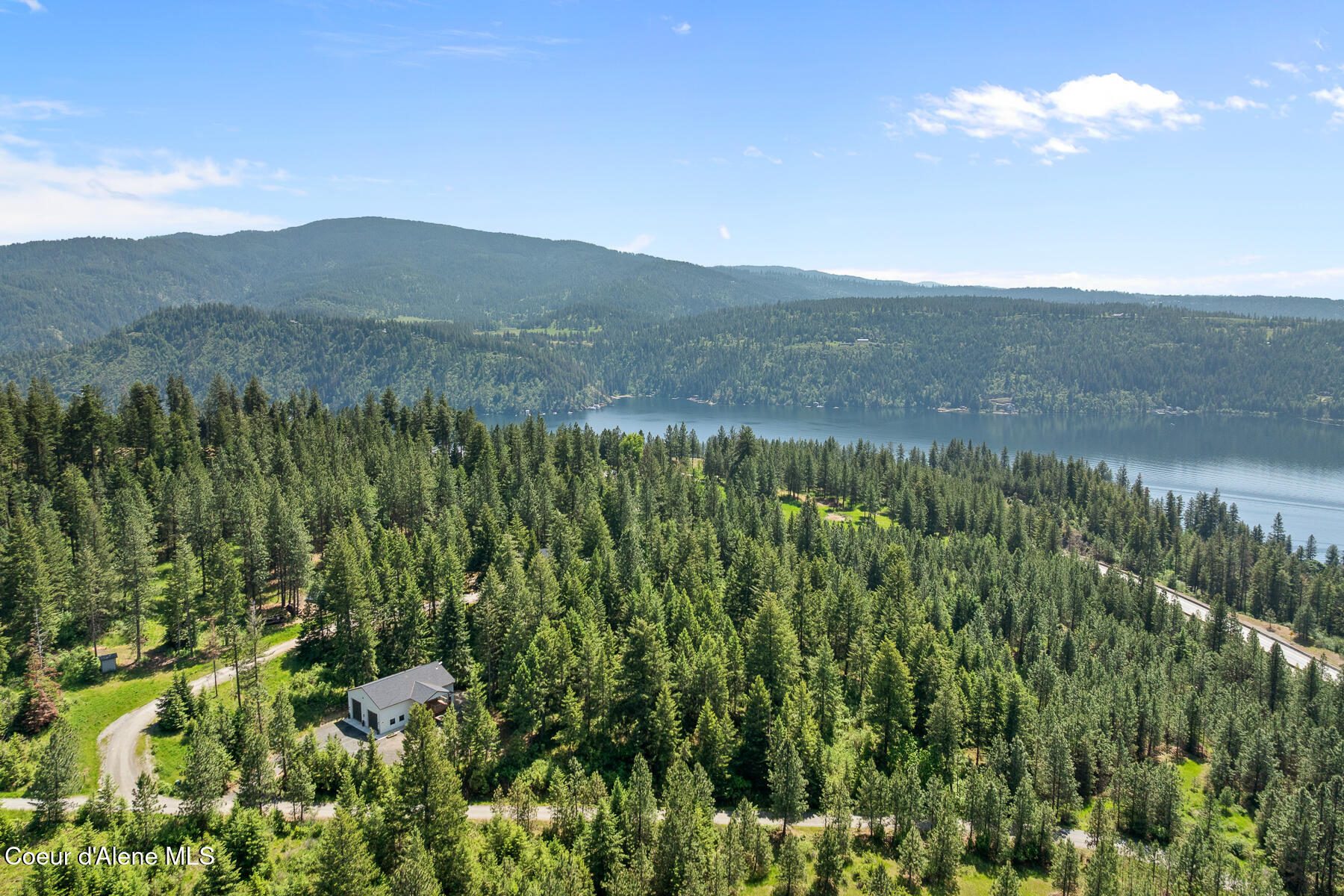 Coeur d'Alene, Idaho, 83814, United States, 3 Bedrooms Bedrooms, ,2 BathroomsBathrooms,Residential,For Sale,2049442