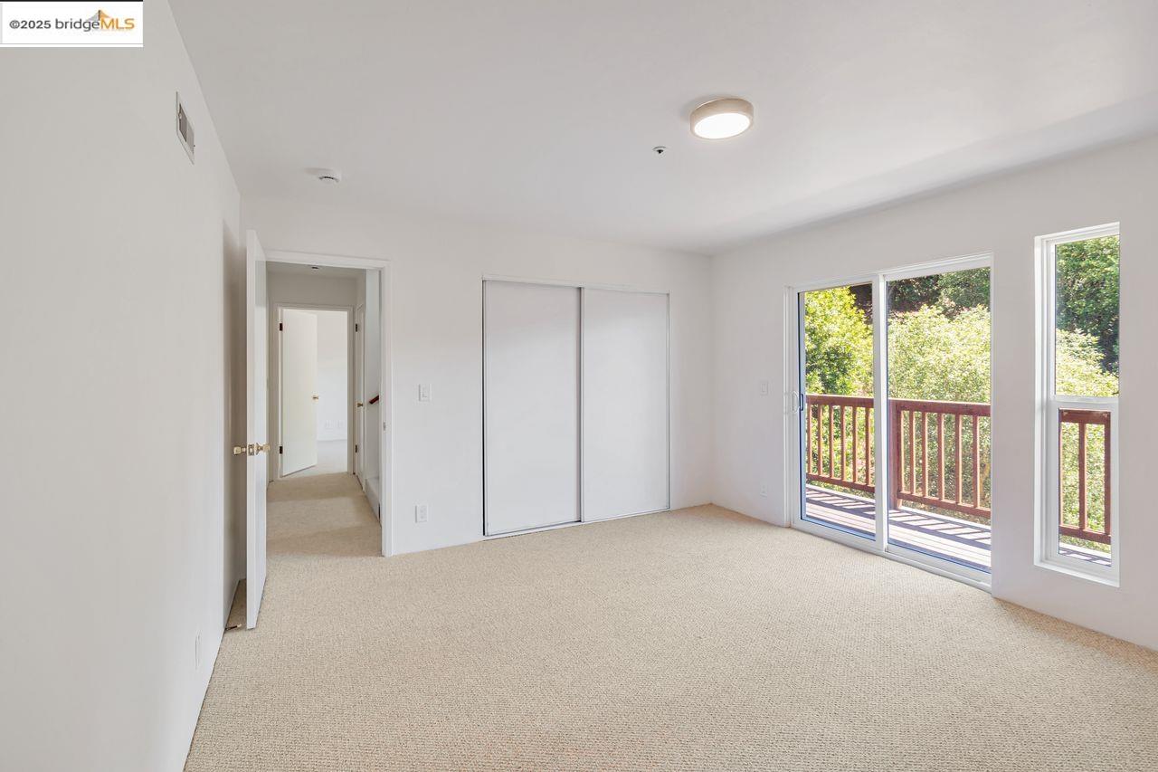 Oakland, California, 94611, United States, 4 Bedrooms Bedrooms, ,2 BathroomsBathrooms,Residential,For Sale,1906699