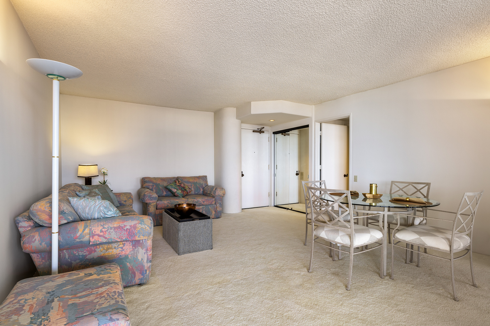 Honolulu, Hawaii, 96817, United States, 2 Bedrooms Bedrooms, ,2 BathroomsBathrooms,Residential,For Sale,1921275
