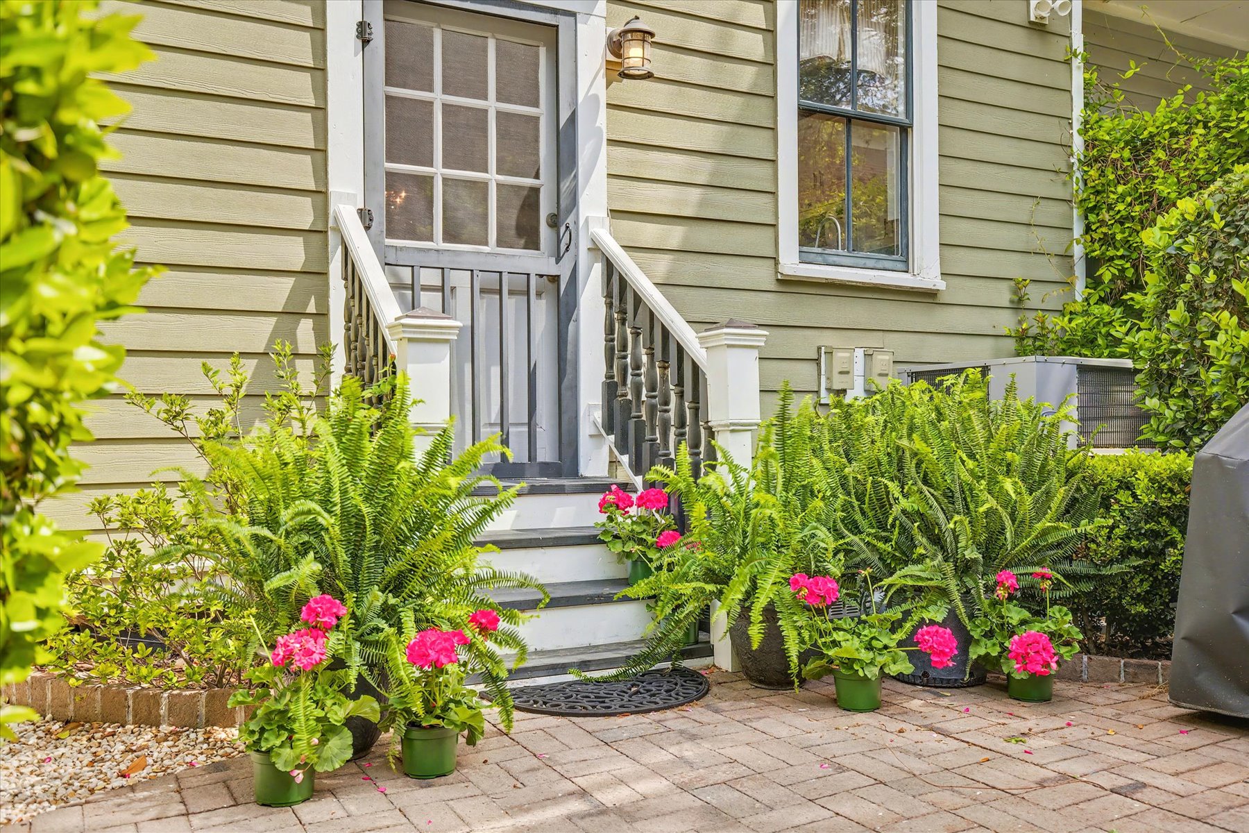  Beautifully Preserved Victorian Home in Historic Downtown Savannah - 物件實景