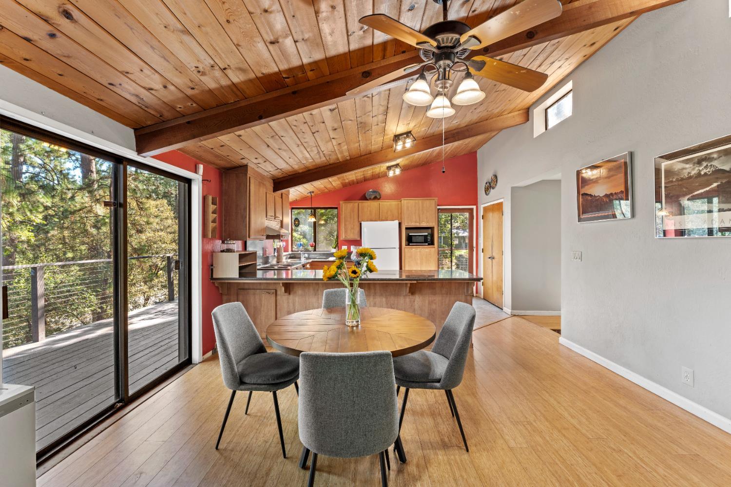 Colfax, California, 95713, United States, 3 Bedrooms Bedrooms, ,2 BathroomsBathrooms,Residential,For Sale,1940988