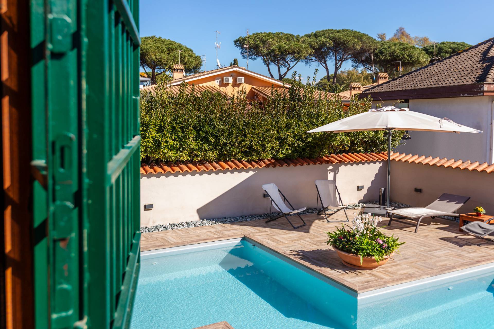 Roma, Roma, 00100, IT, 6 Bedrooms Bedrooms, ,5 BathroomsBathrooms,Residential,For Sale,1941968
