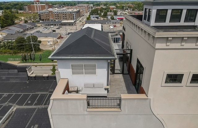 Carmel, Indiana, 46032, United States, 3 Bedrooms Bedrooms, ,4 BathroomsBathrooms,Residential,For Sale,2000560