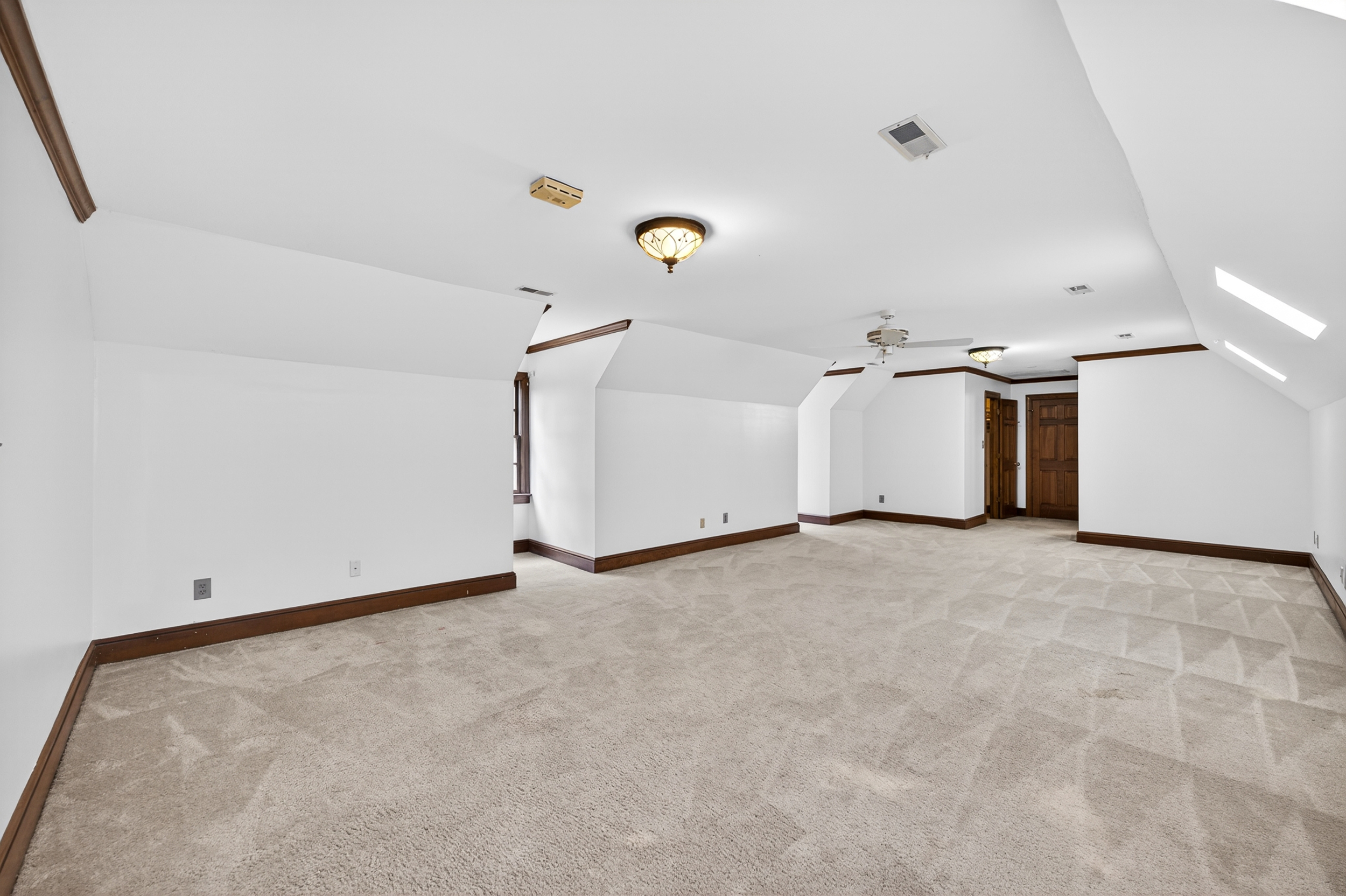  1901 Aurora Drive, Raleigh, NC, 27615 - 物件實景