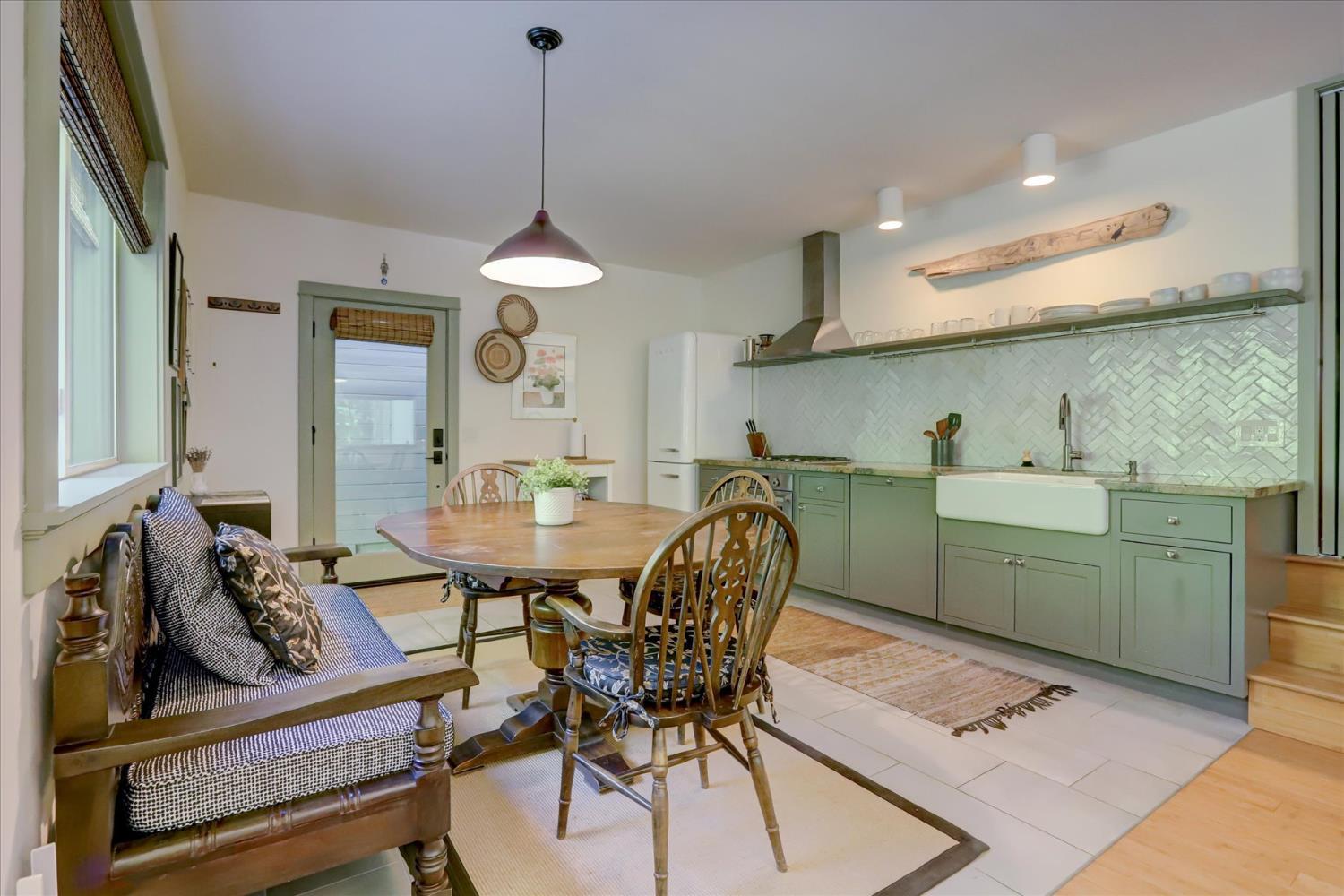 Nevada City, California, 95959, United States, 2 Bedrooms Bedrooms, ,2 BathroomsBathrooms,Residential,For Sale,1984222