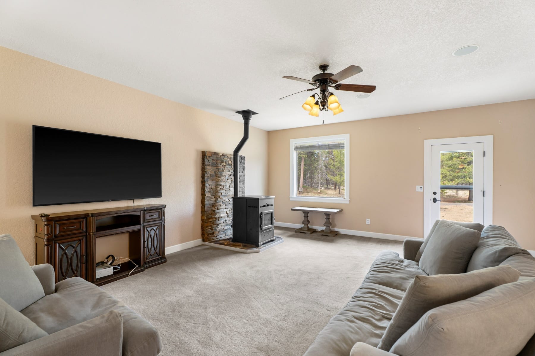  17045 Shawnee Circle Bend, OR 97707 - 物件實景