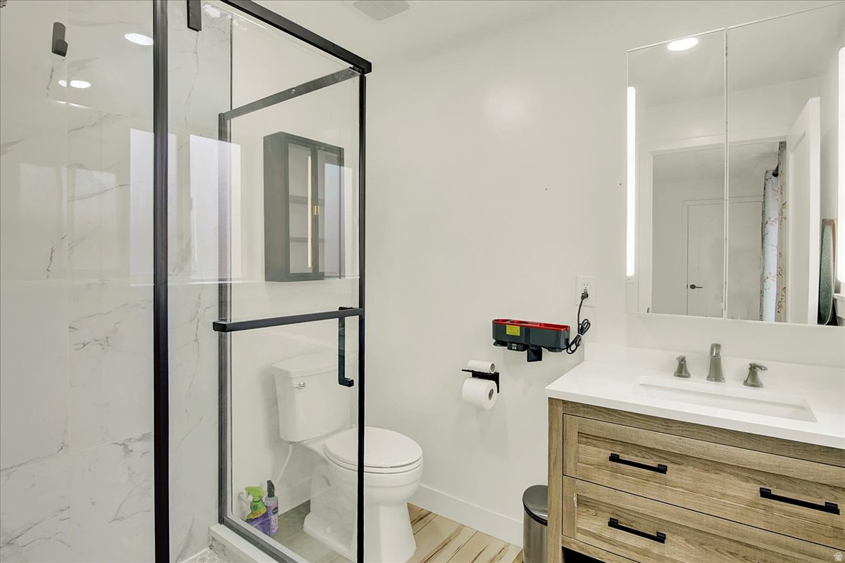 Sandy, Utah, 84094, United States, 4 Bedrooms Bedrooms, ,1 BathroomBathrooms,Residential,For Sale,2001958