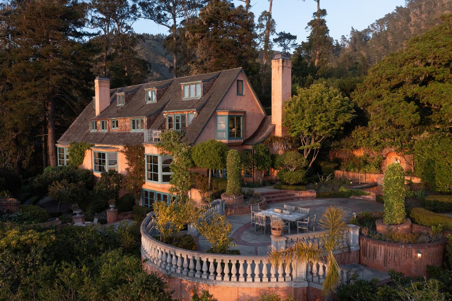 Carmel, California, 93923, United States, 4 Bedrooms Bedrooms, ,5 BathroomsBathrooms,Residential,For Sale,1819241
