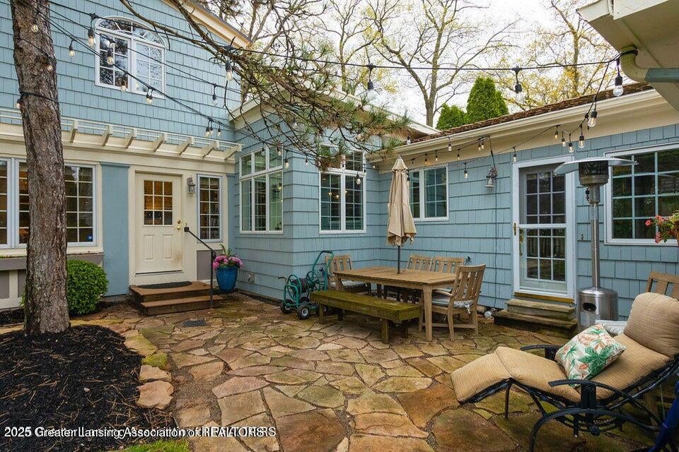 East Lansing, Michigan, 48823, United States, 6 Bedrooms Bedrooms, ,6 BathroomsBathrooms,Residential,For Sale,1992121