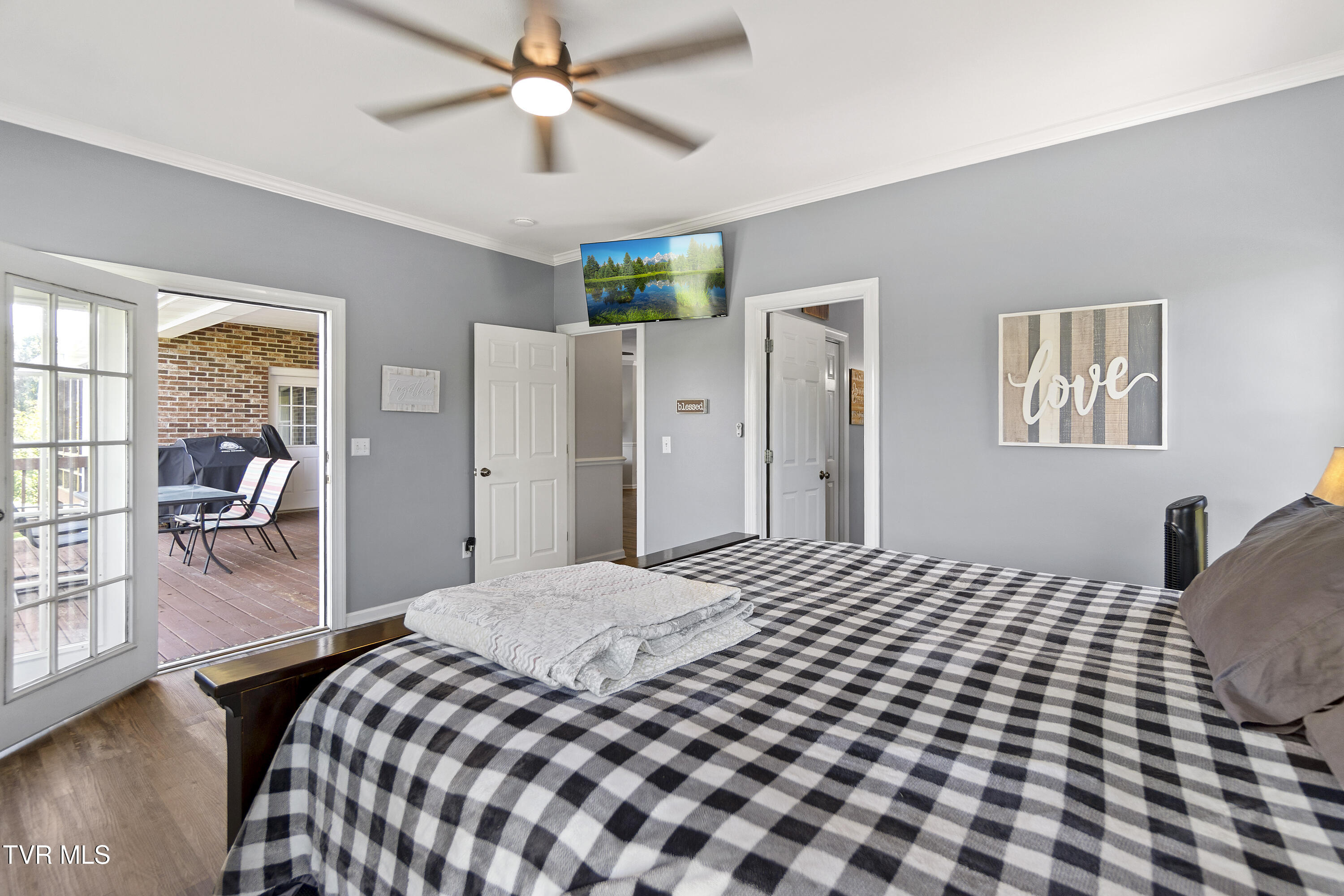 Greeneville, Tennessee, 37743, United States, 4 Bedrooms Bedrooms, ,3 BathroomsBathrooms,Residential,For Sale,1997780