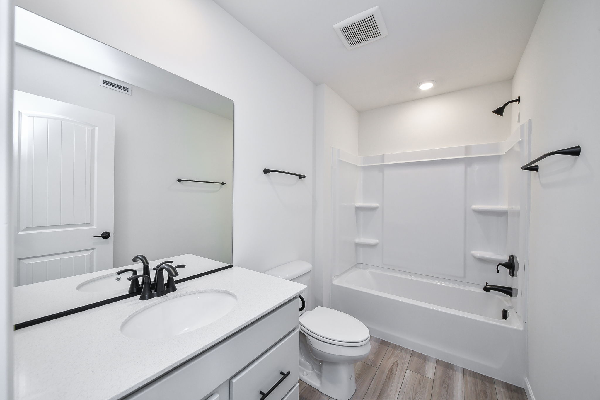  An Enclave of Only 65 New Construction Homes in the Heart of Naperville - 物件實景