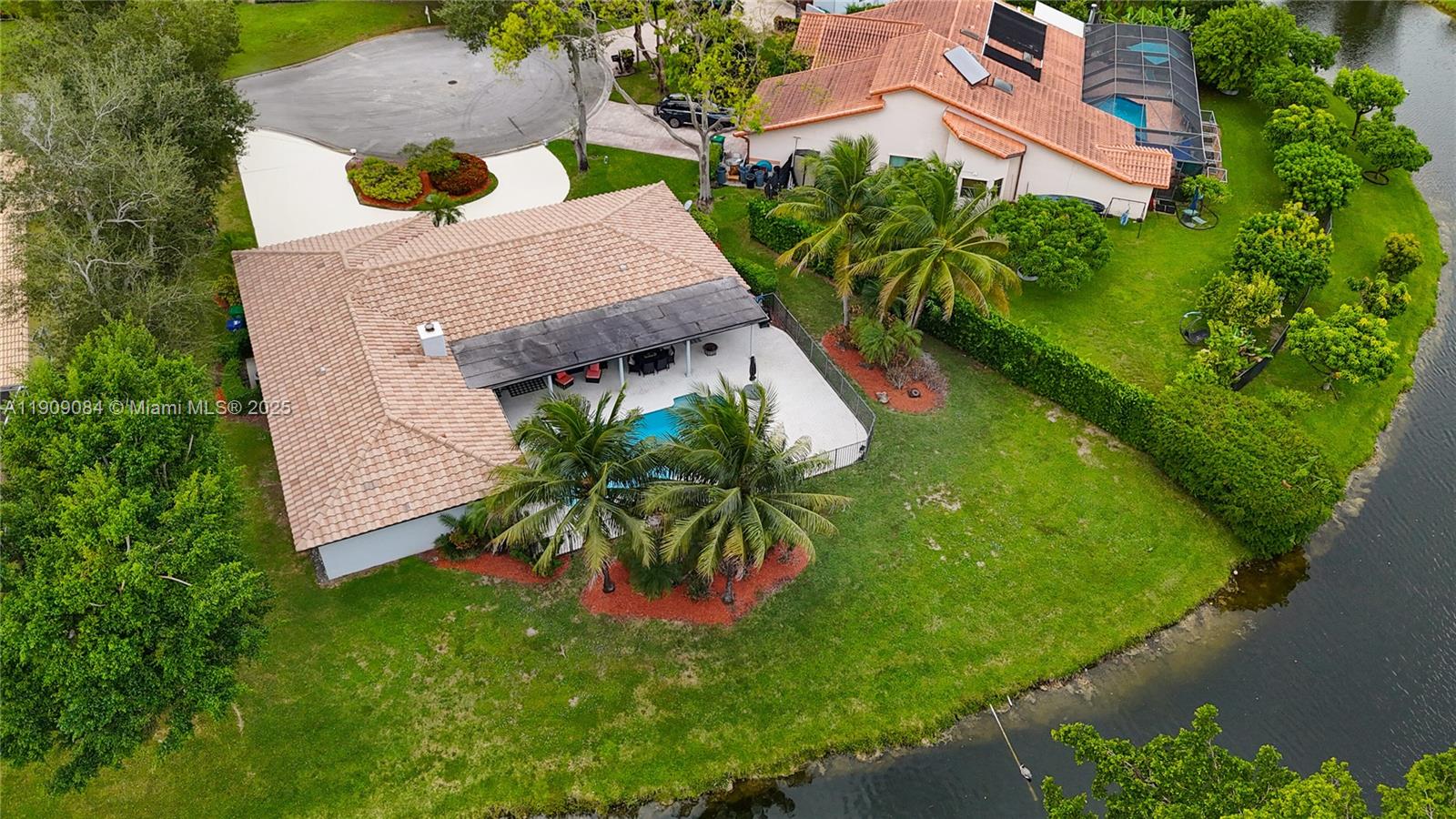 Coral Springs, Florida, 33071, United States, 4 Bedrooms Bedrooms, ,3 BathroomsBathrooms,Residential,For Sale,1987746