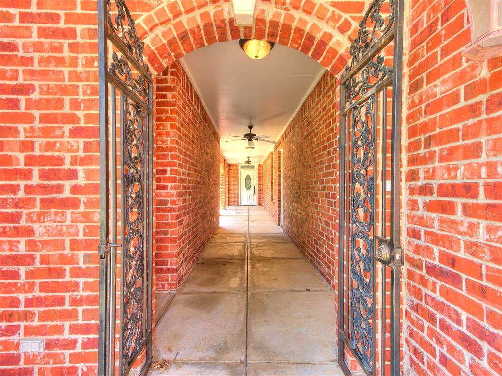 Choctaw, Oklahoma, 73020, United States, 4 Bedrooms Bedrooms, ,5 BathroomsBathrooms,Residential,For Sale,1978784