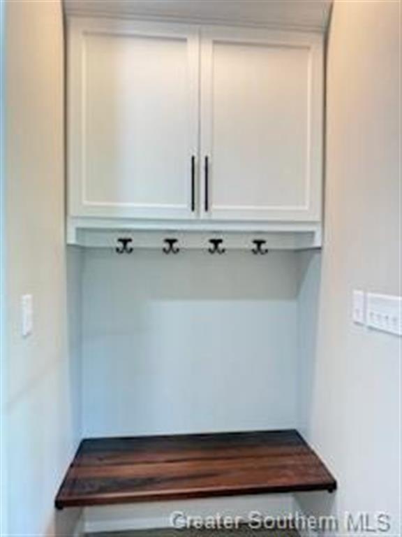 Dequincy, Louisiana, 70633, United States, 5 Bedrooms Bedrooms, ,3 BathroomsBathrooms,Residential,For Sale,1806422
