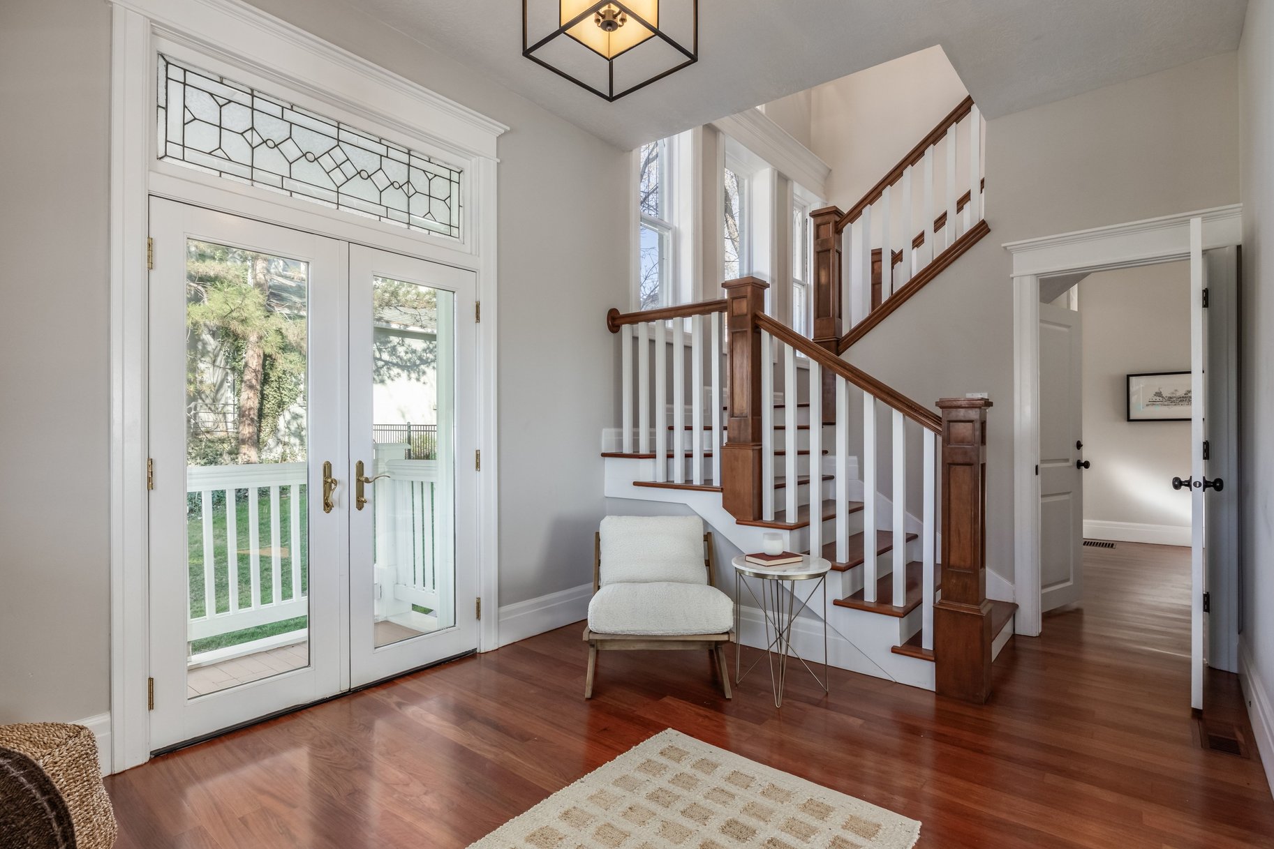  Stunning Avenues Two-Story - 物件實景