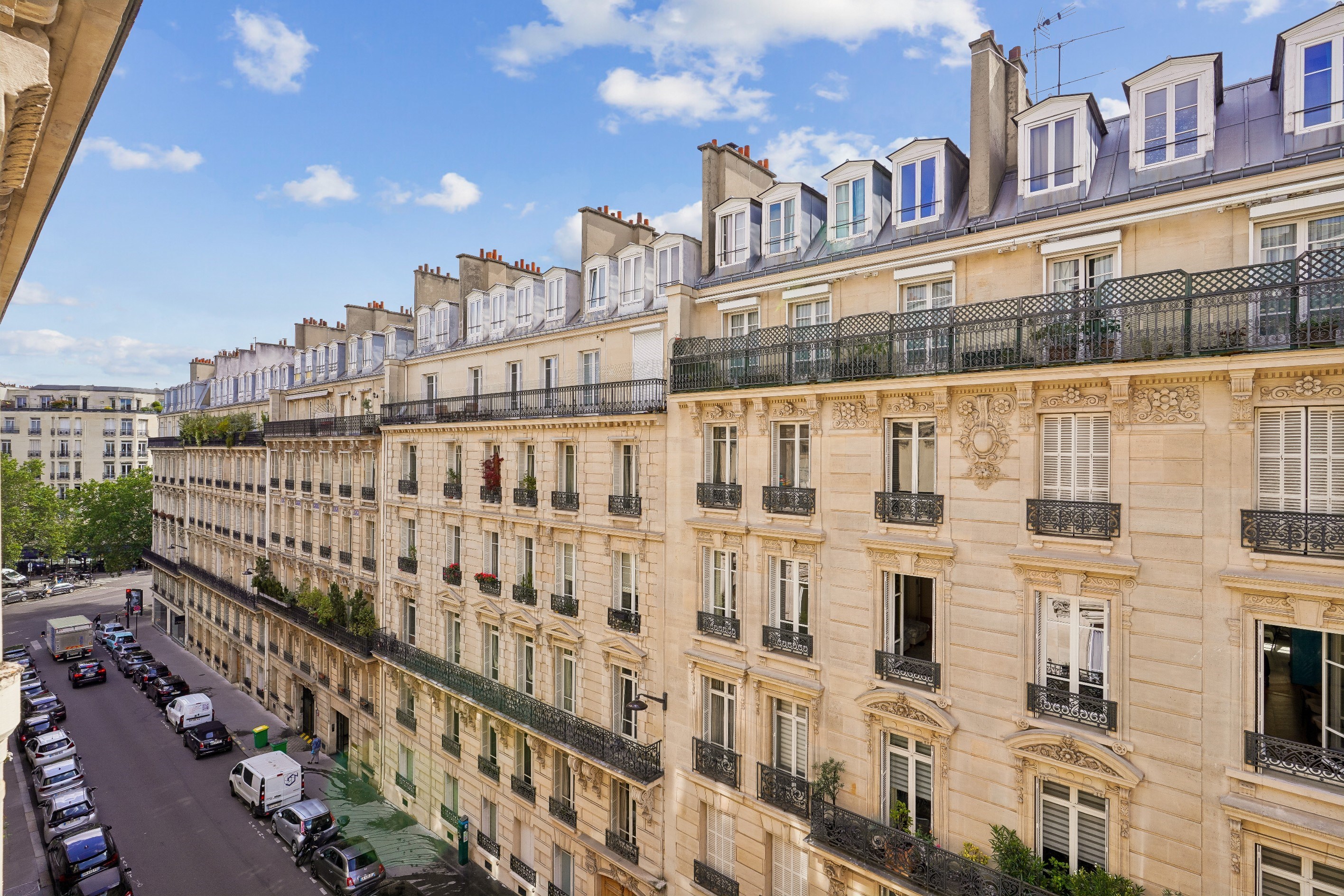  PARIS 8th ARRONDISSEMENT - BETWEEN THE ARC DE TRIOMPHE AND PARC MONCEAU - 物件實景