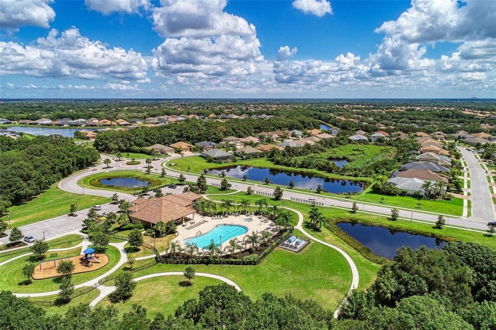 Bradenton, Florida, 34212, United States, 2 Bedrooms Bedrooms, ,2 BathroomsBathrooms,Residential,For Sale,1891618