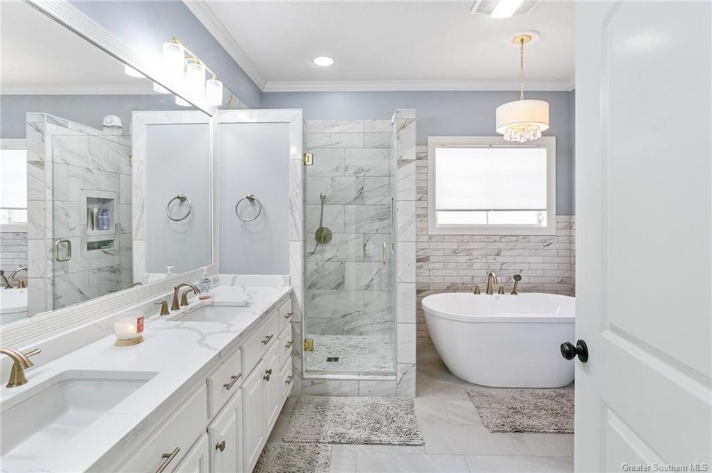 Iowa, Louisiana, 70647, United States, 4 Bedrooms Bedrooms, ,5 BathroomsBathrooms,Residential,For Sale,1978673