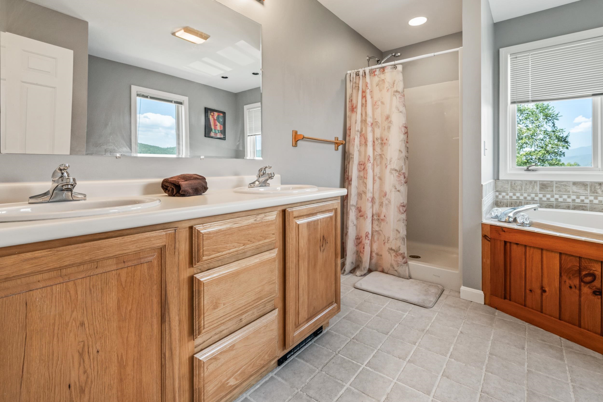 Bartlett, New Hampshire, 03812, United States, 3 Bedrooms Bedrooms, ,2 BathroomsBathrooms,Residential,For Sale,1918621