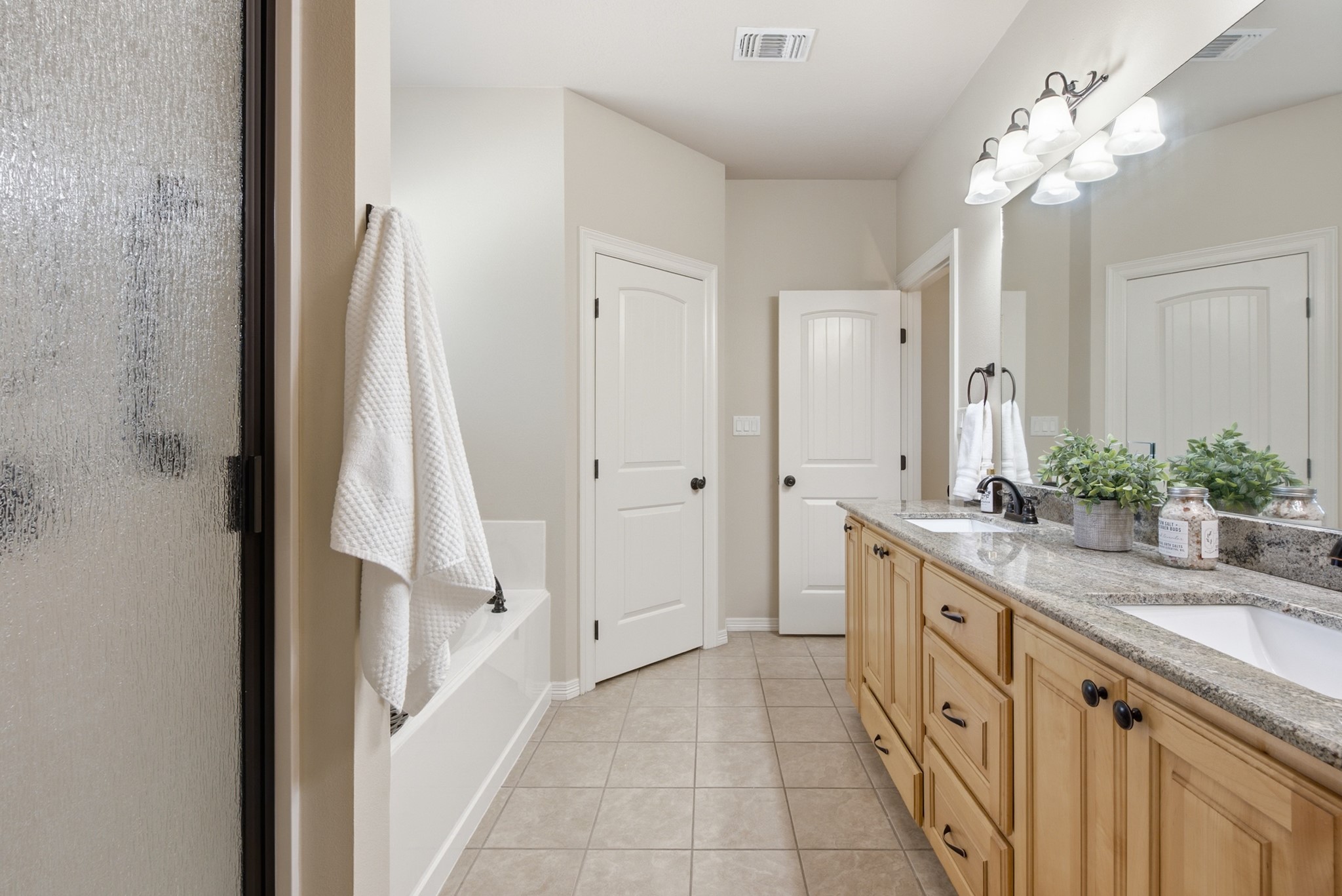  8700 Tejas Ranch Loop, Bryan, TX 77808 - 物件實景